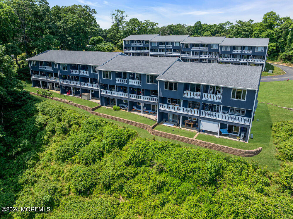 G2 Twinlights Court, G2
