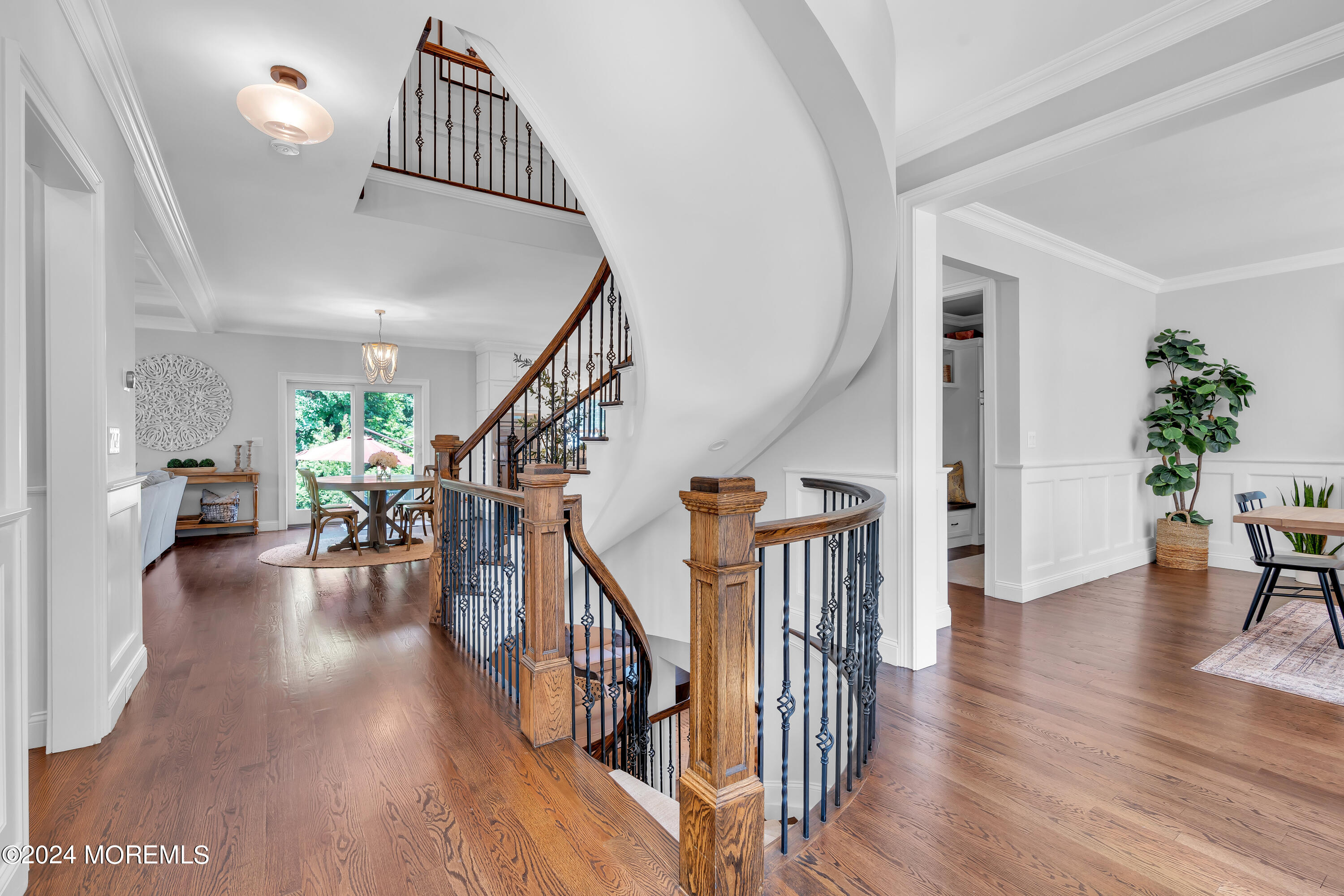14 Charles Court