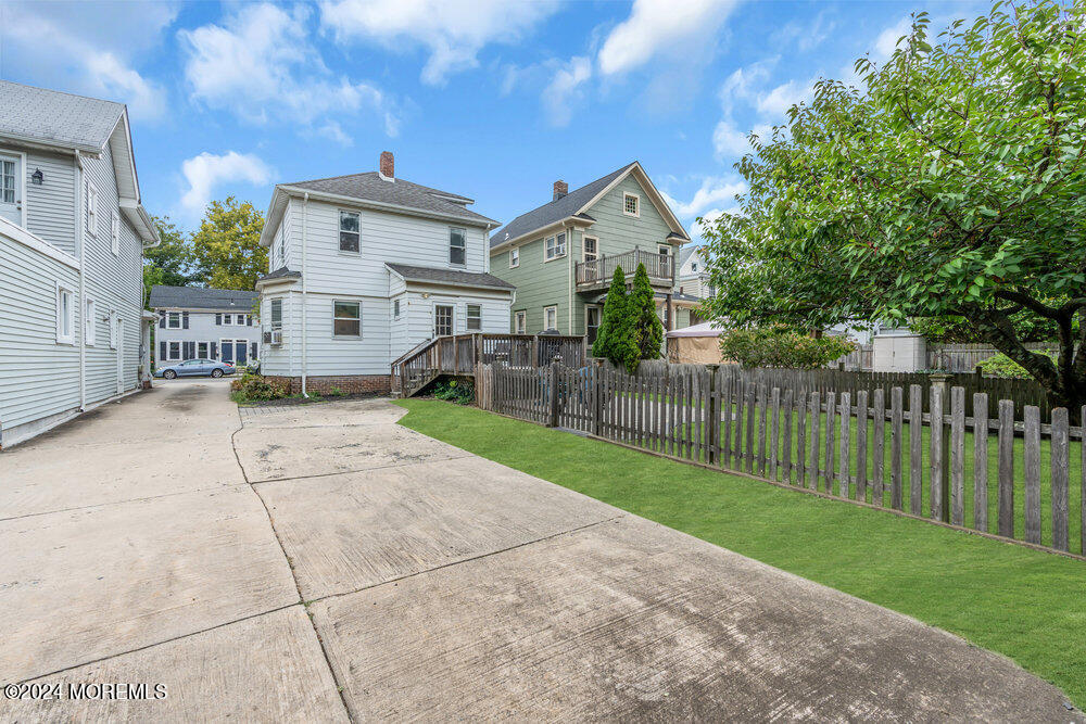 60 Linden Place