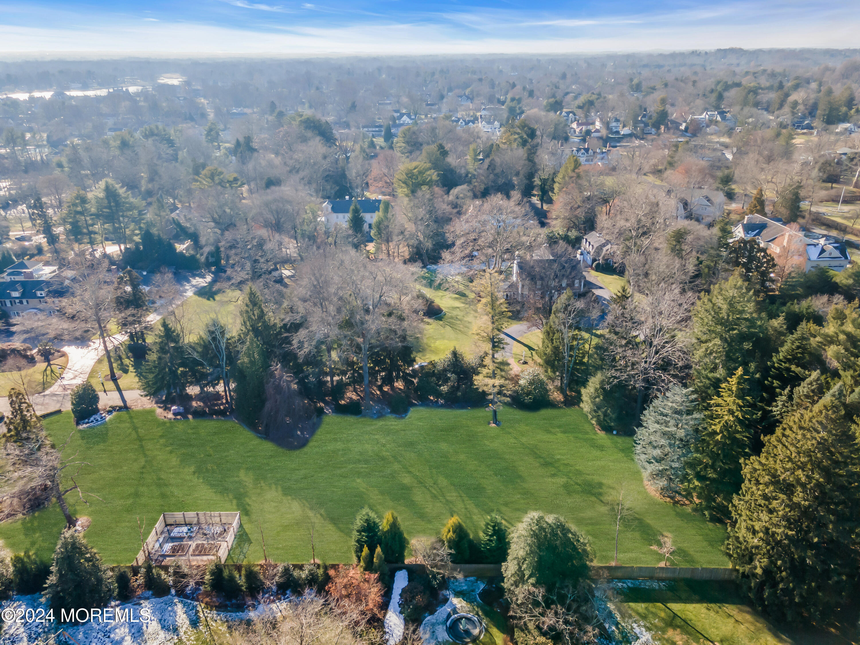 11 Buttonwood Lane E
