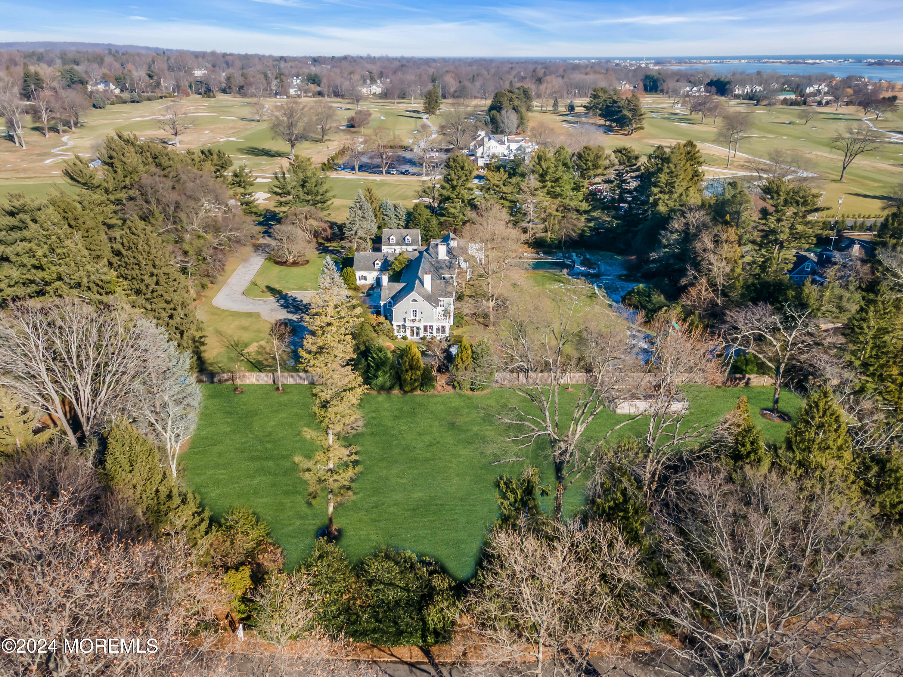 11 Buttonwood Lane E