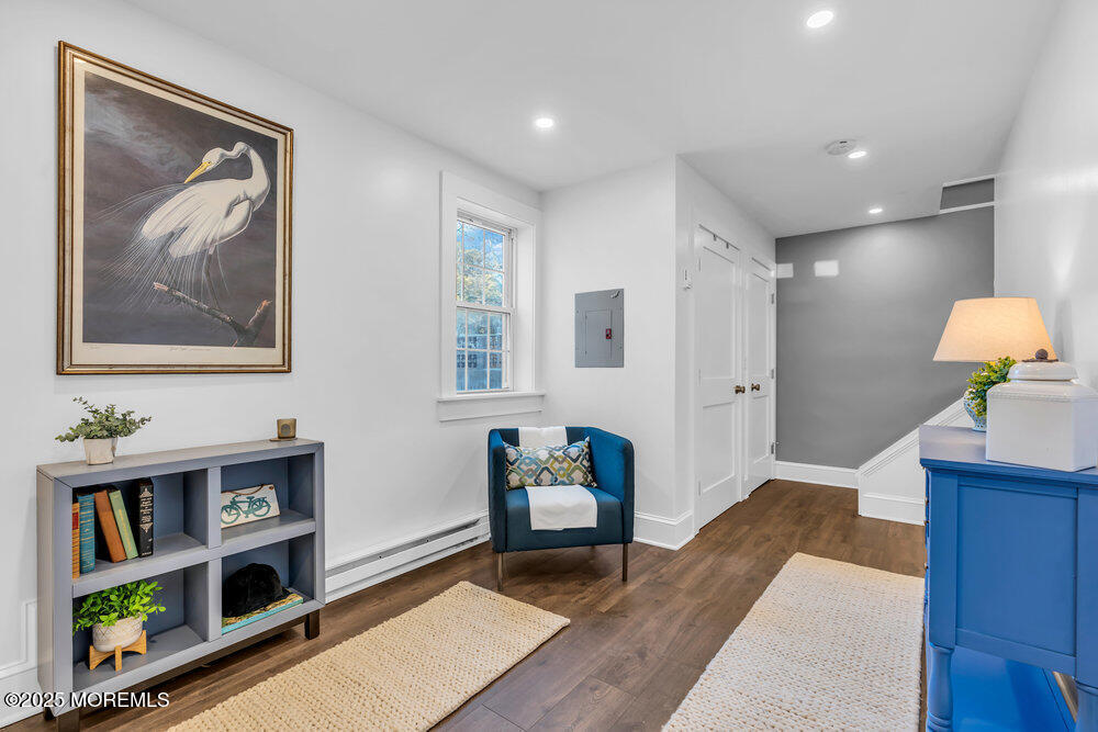 405 Sunset Avenue