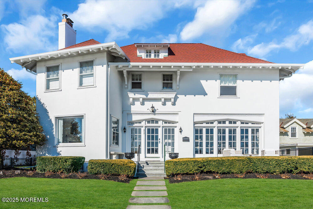 405 Sunset Avenue