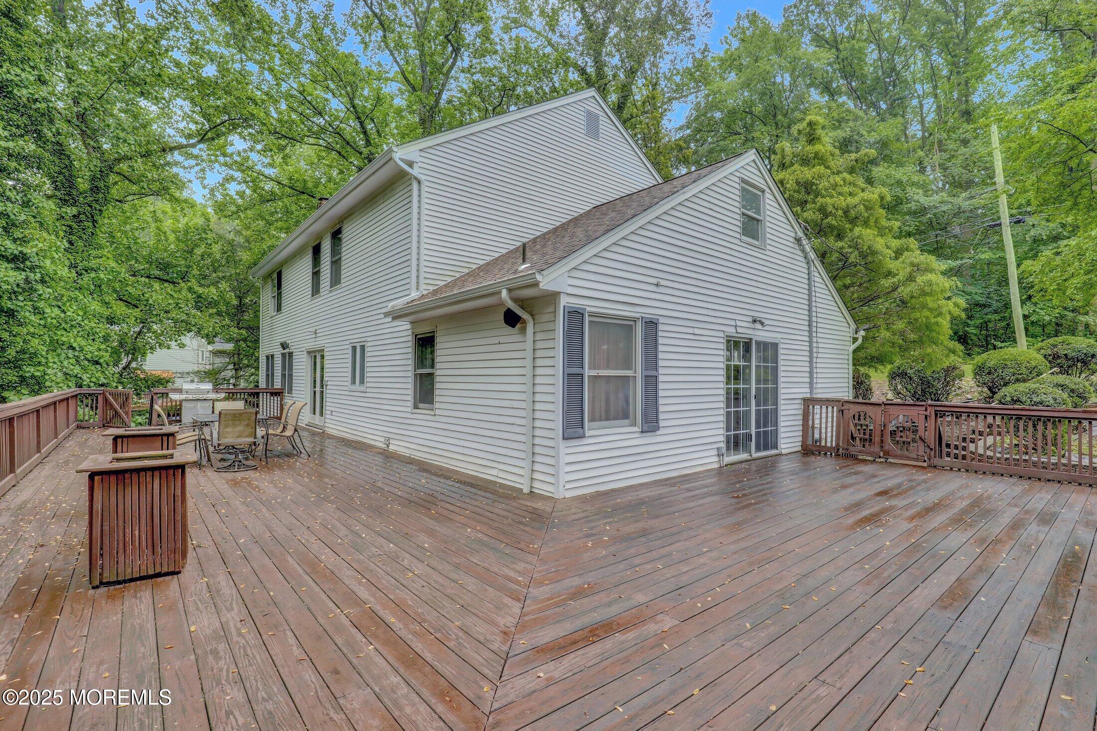 805 Church Lane