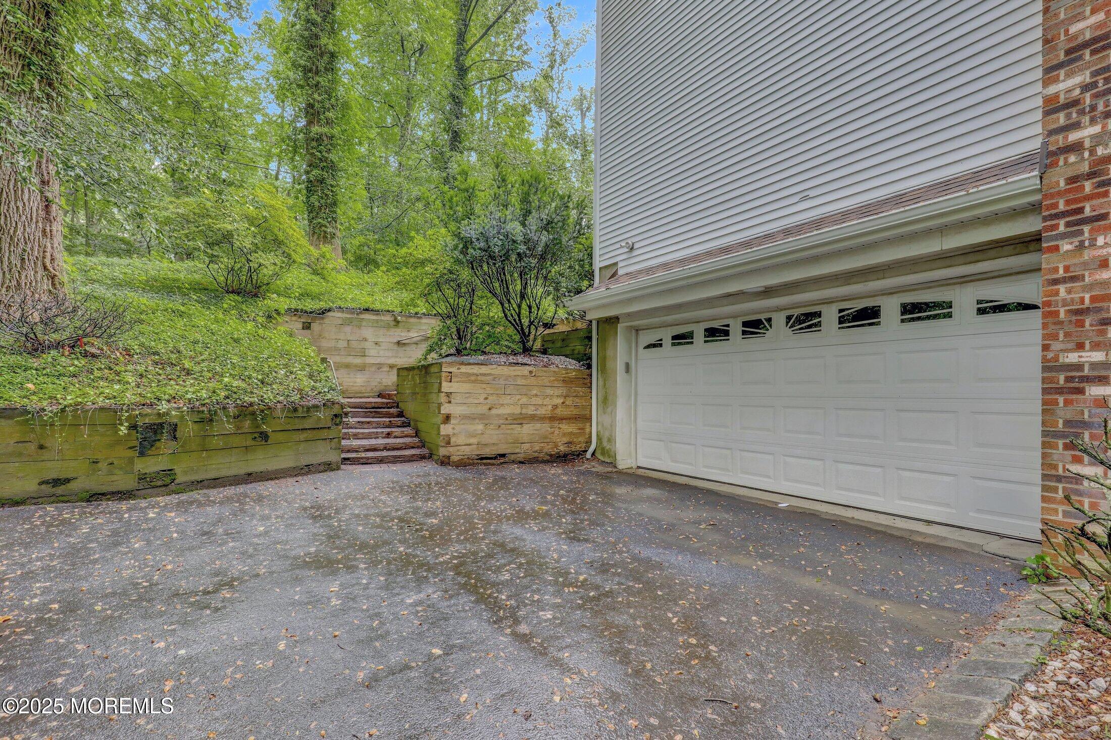 805 Church Lane