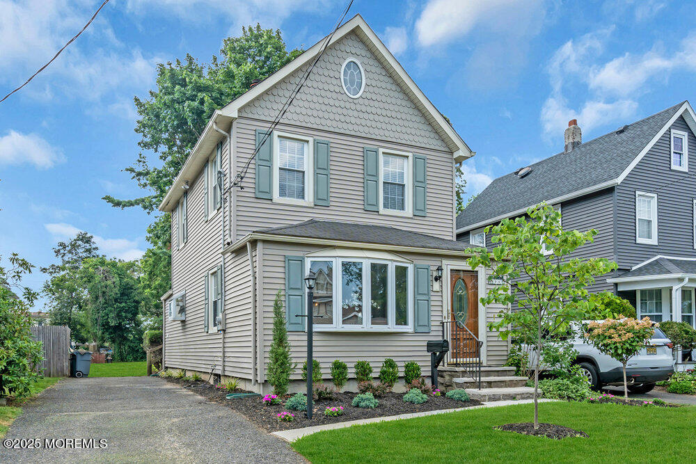 26 Center Street