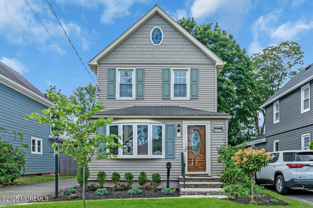 26 Center Street