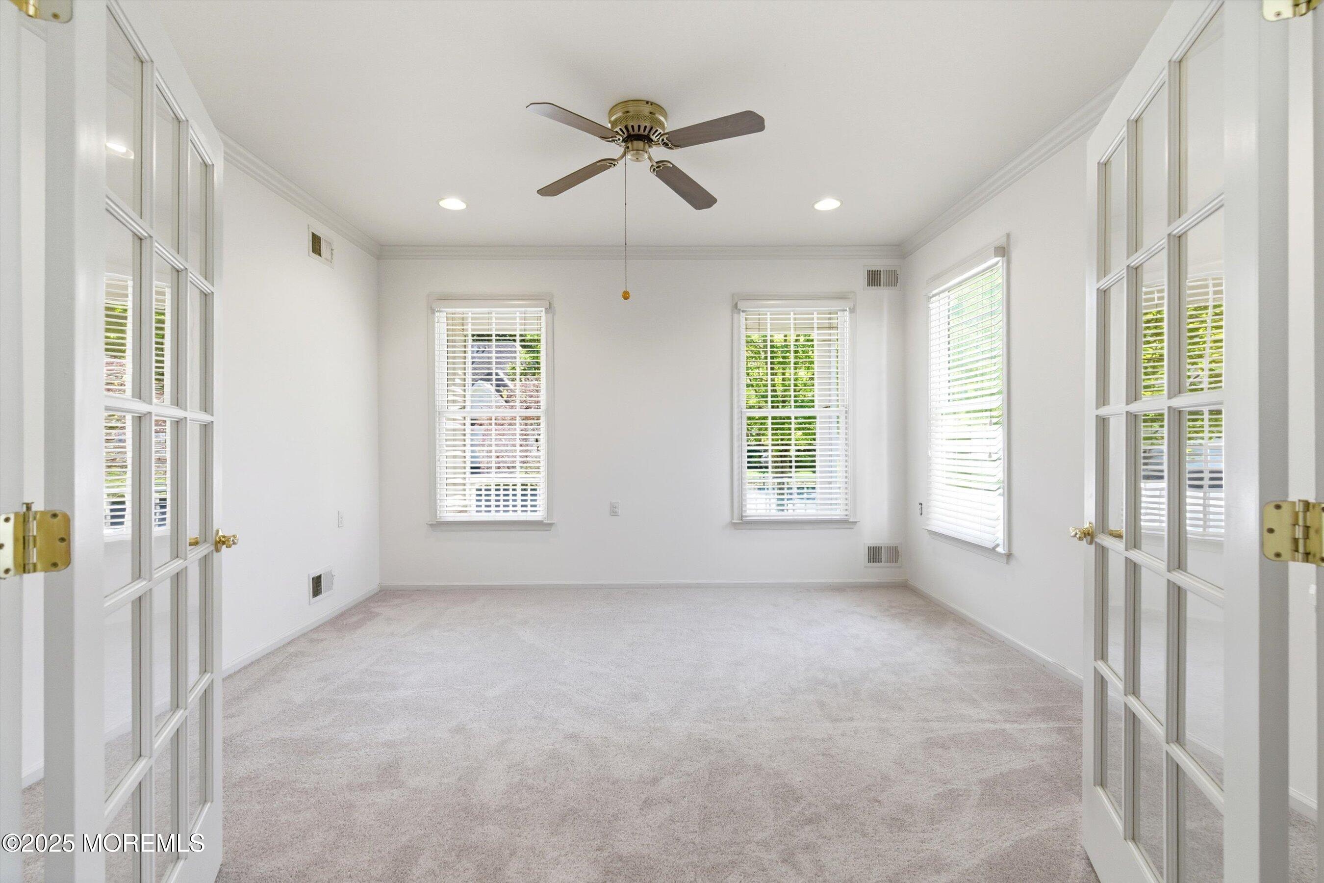 11 Rolling Meadows Boulevard S
