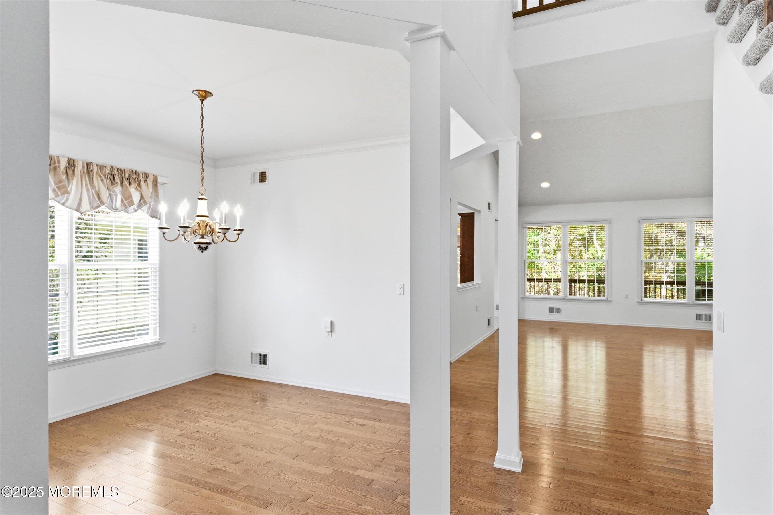 11 Rolling Meadows Boulevard S