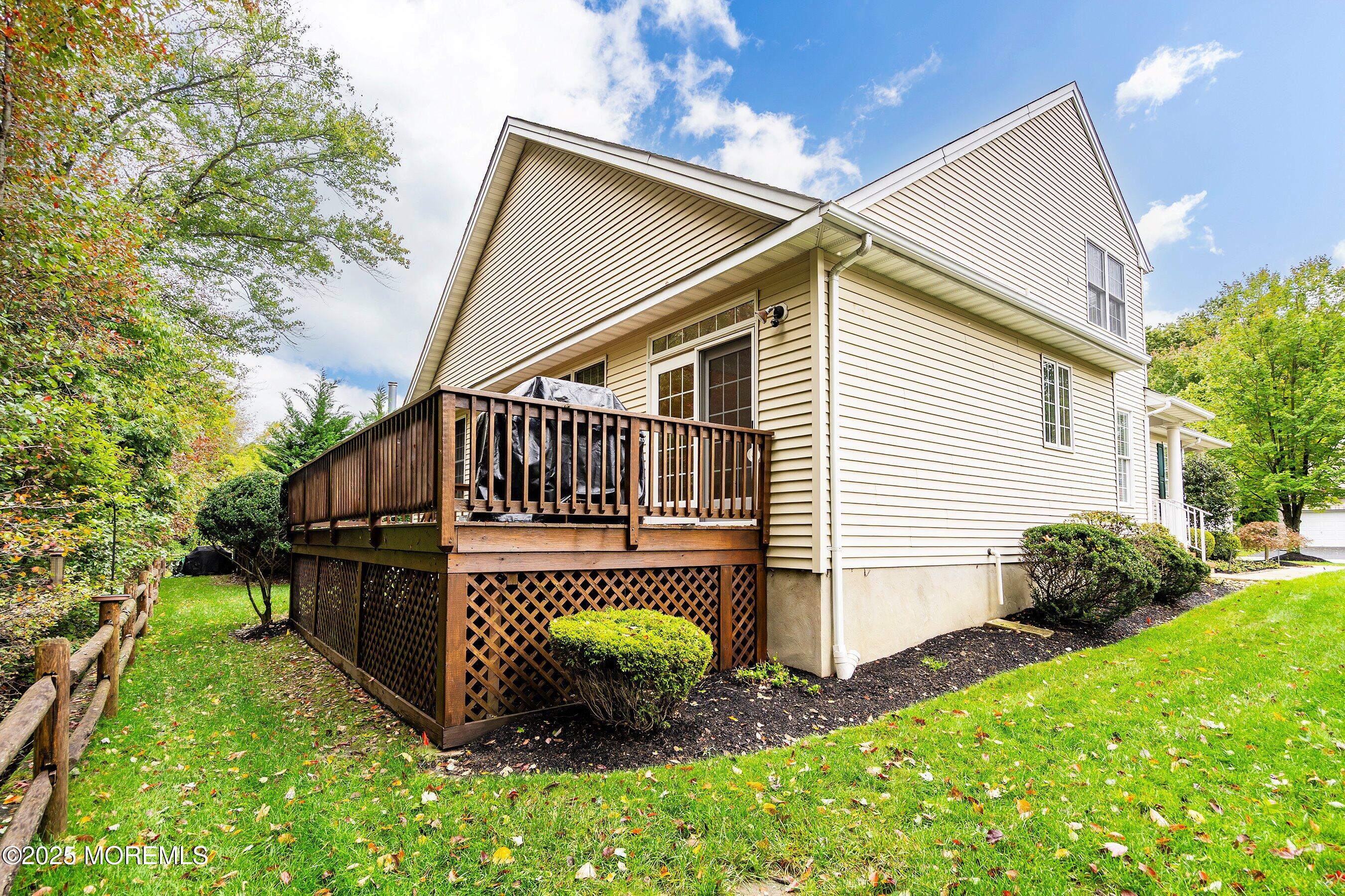 11 Rolling Meadows Boulevard S
