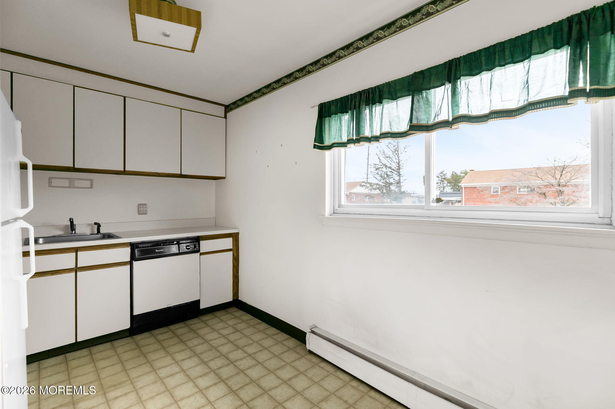 15 Azalea Court B