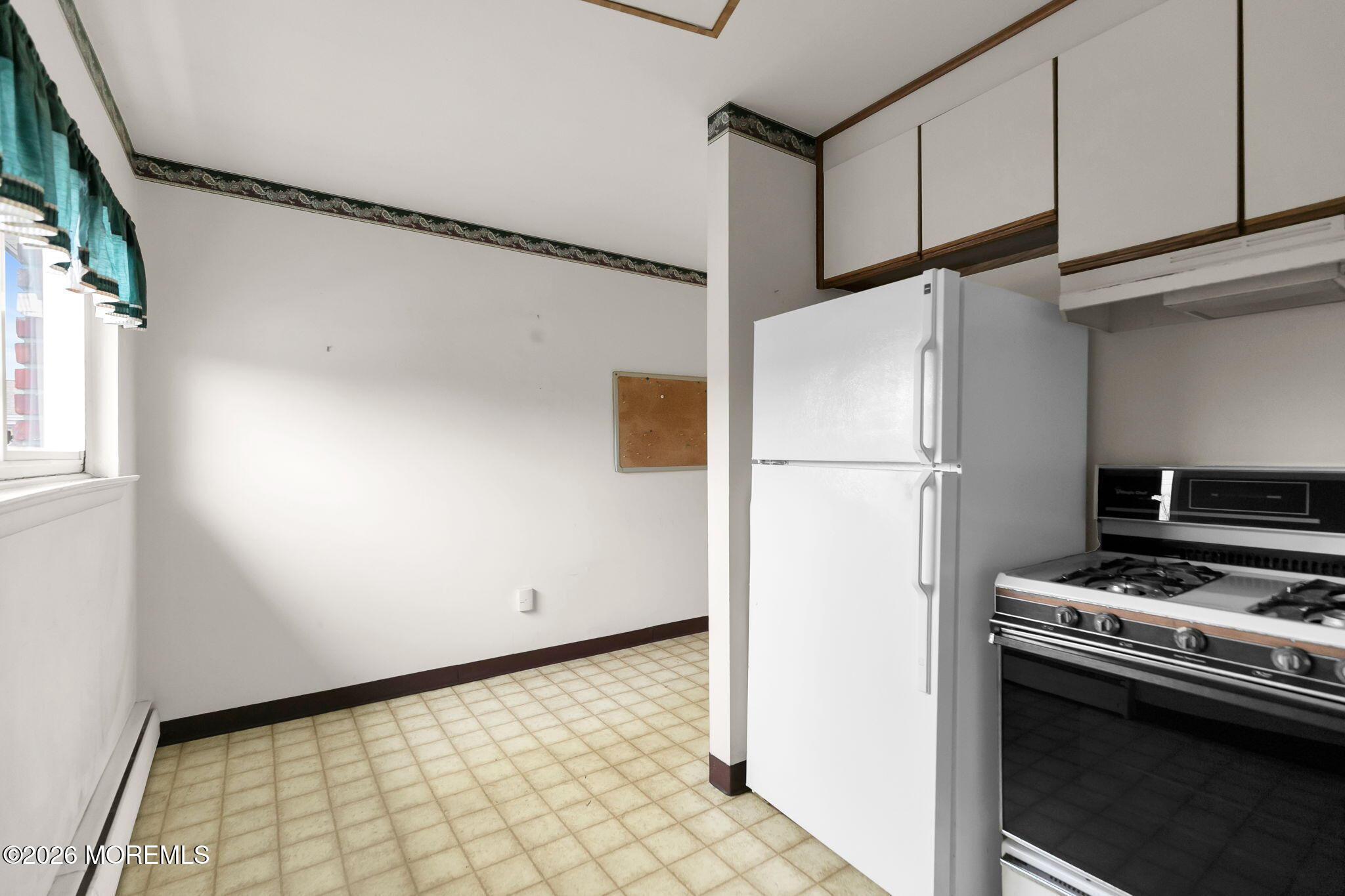 15 Azalea Court B