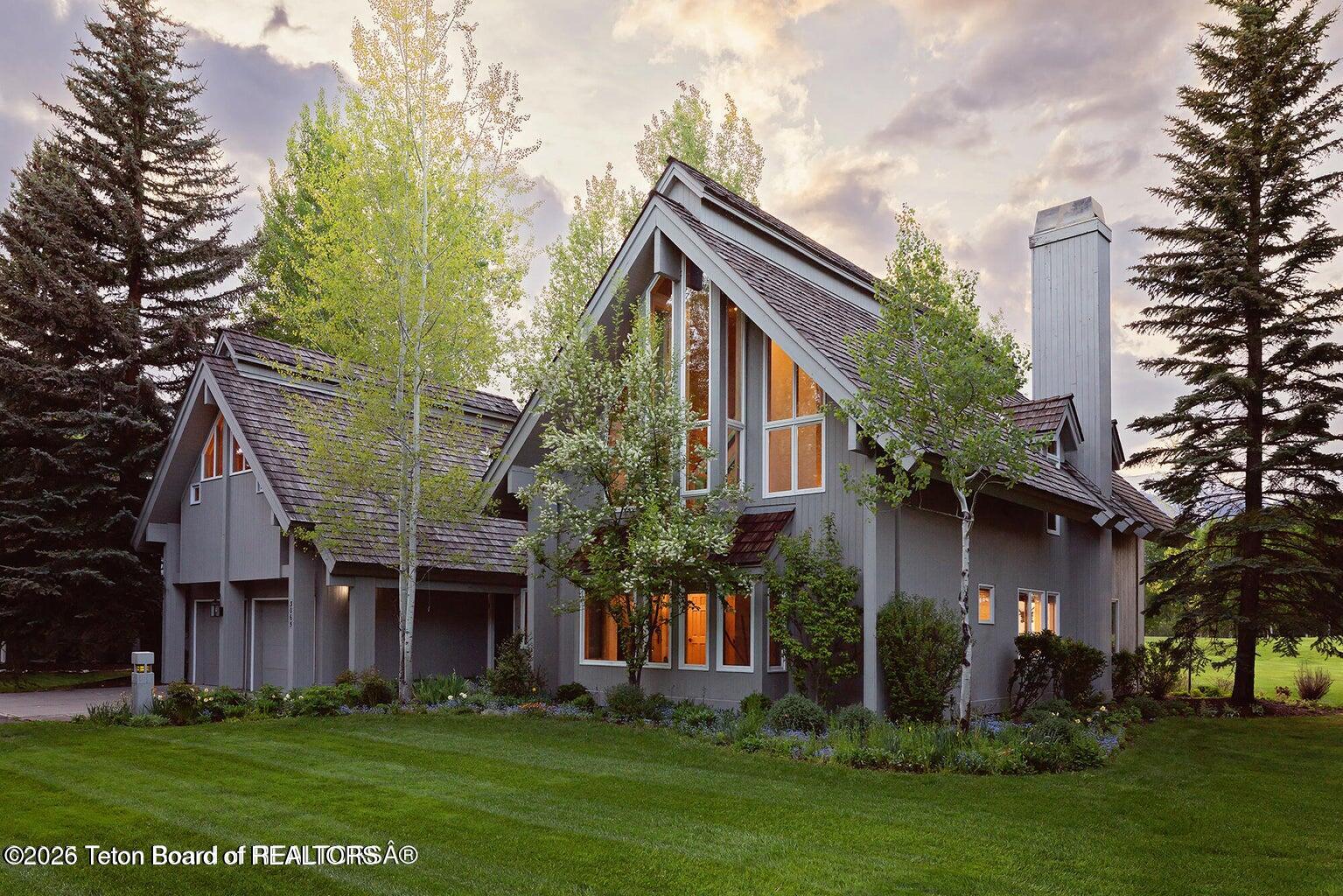 3065 N MOUNTAIN MAPLE Lane