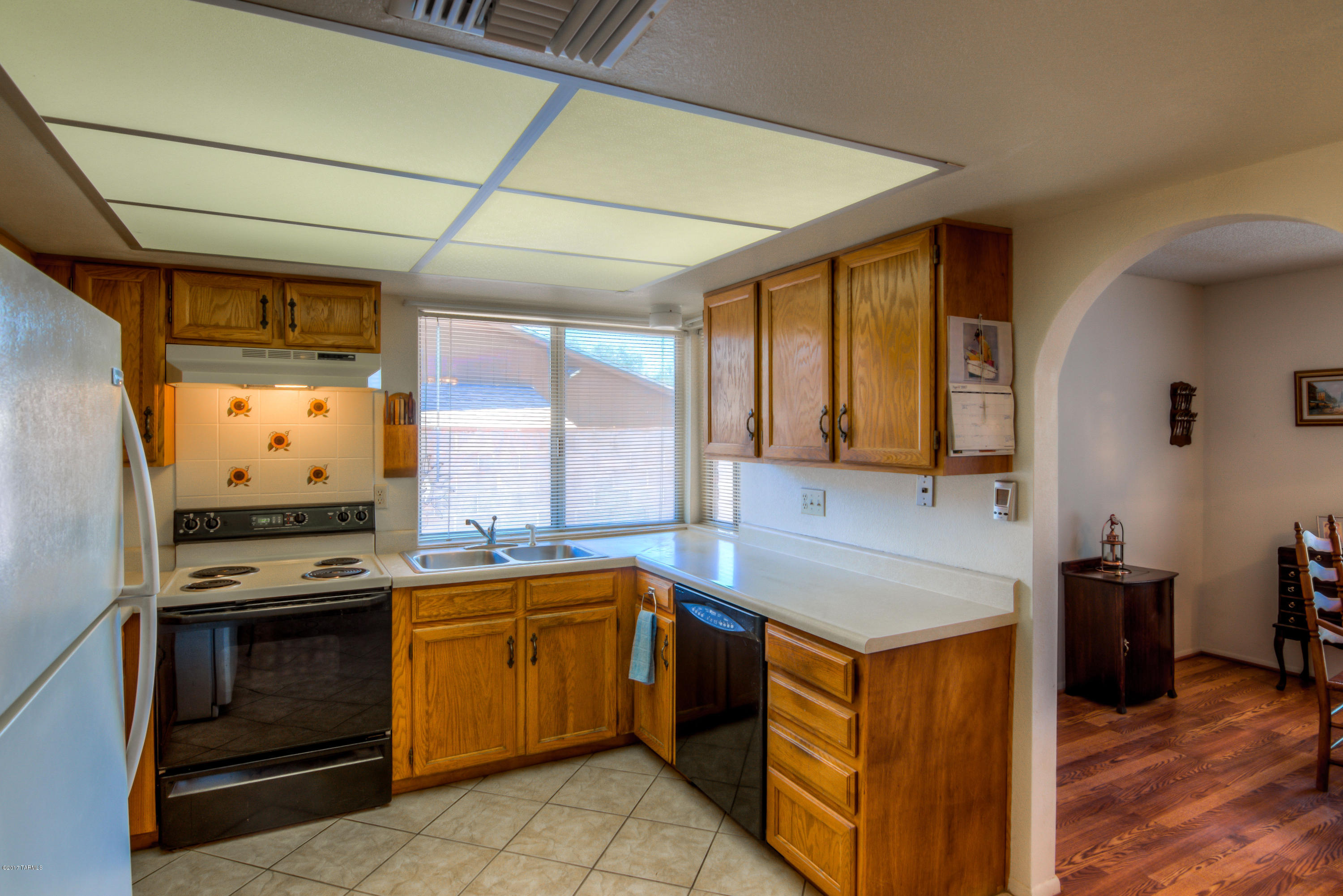 9328 N Gazelle Place