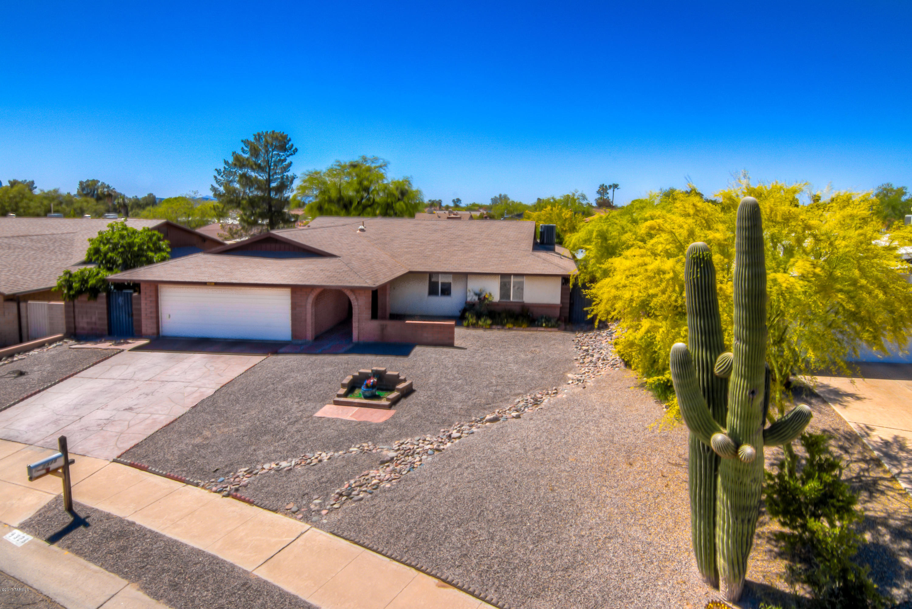 9328 N Gazelle Place