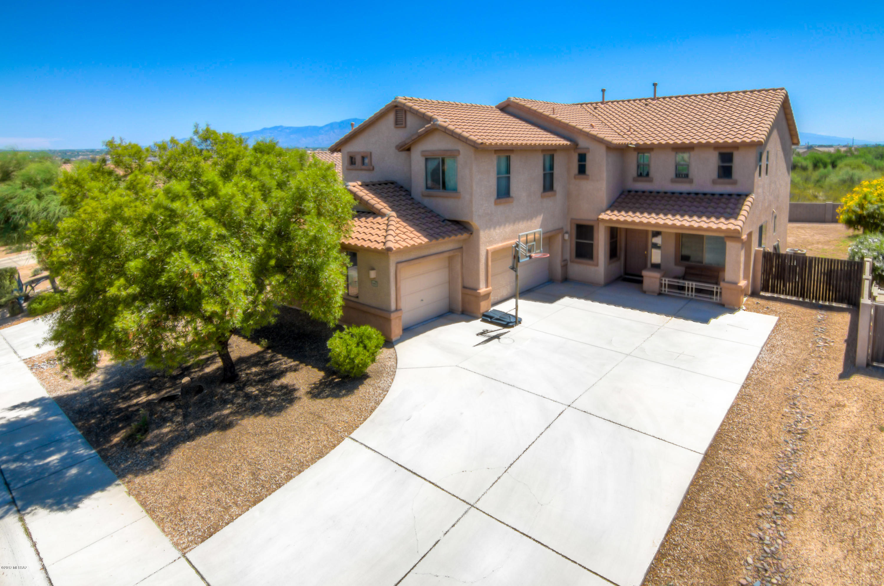 6060 W Millay Street