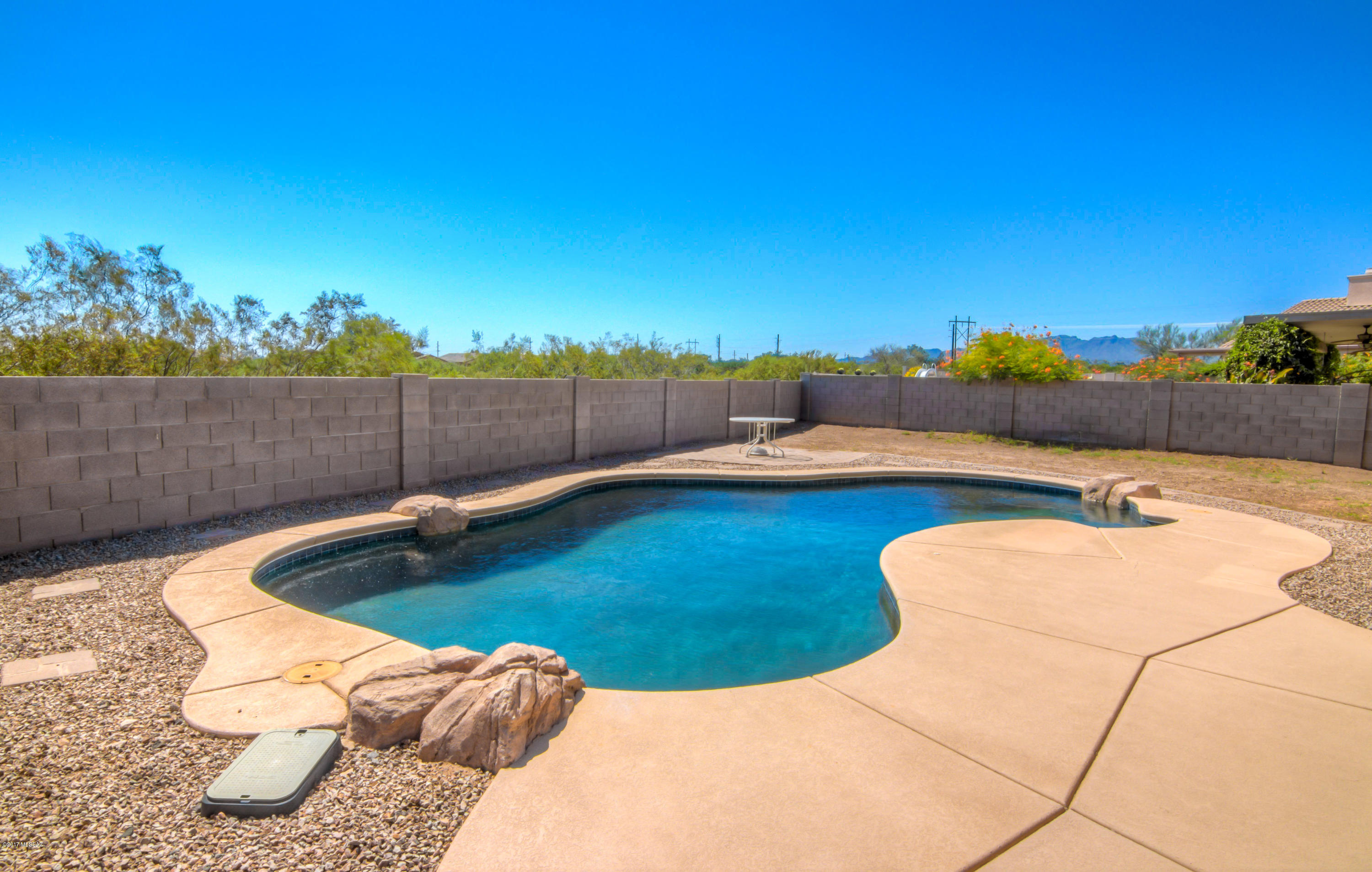 6060 W Millay Street