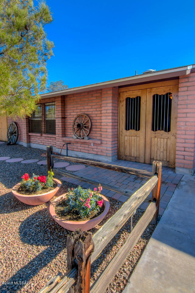 4807 W Red Wolf Drive