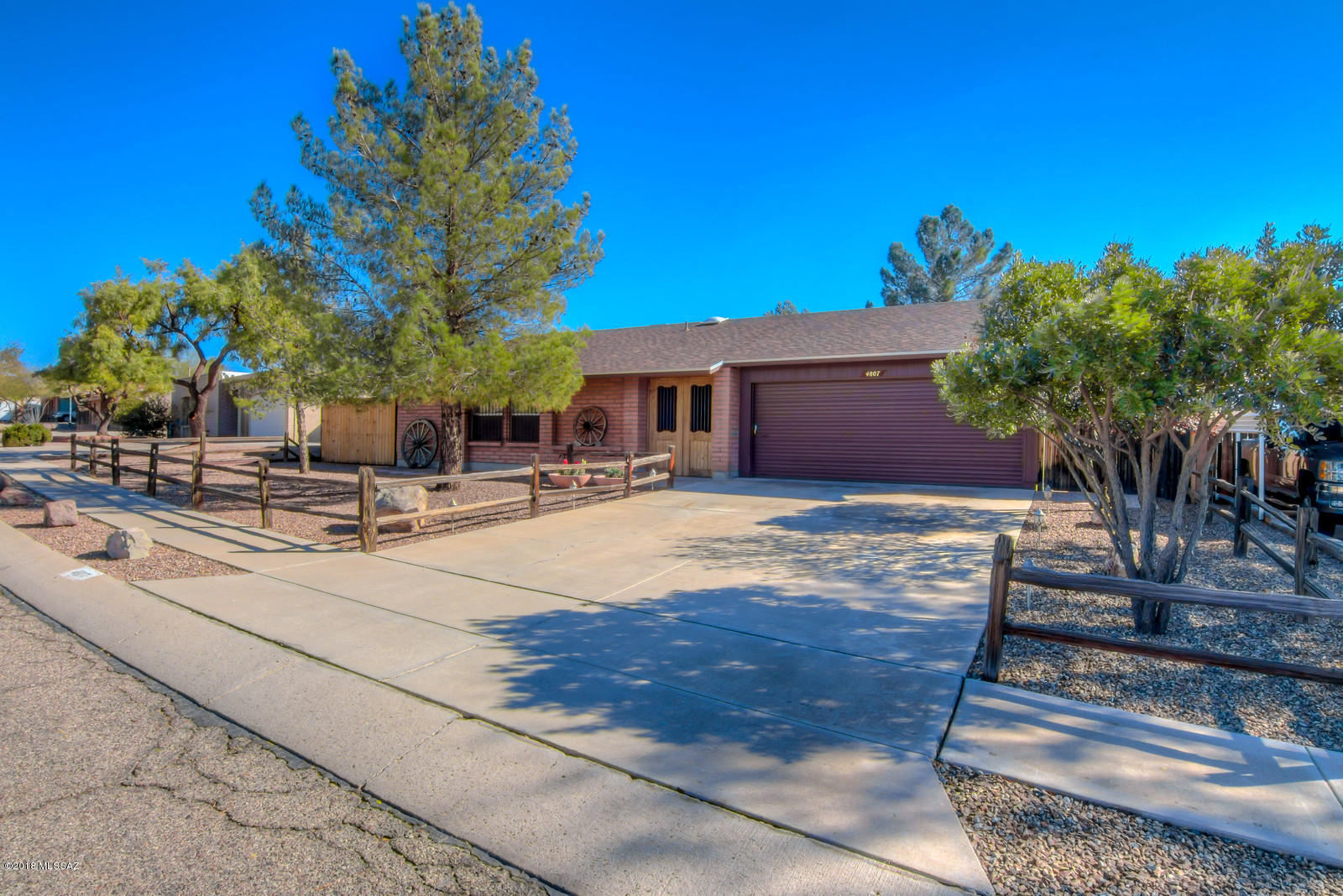 4807 W Red Wolf Drive