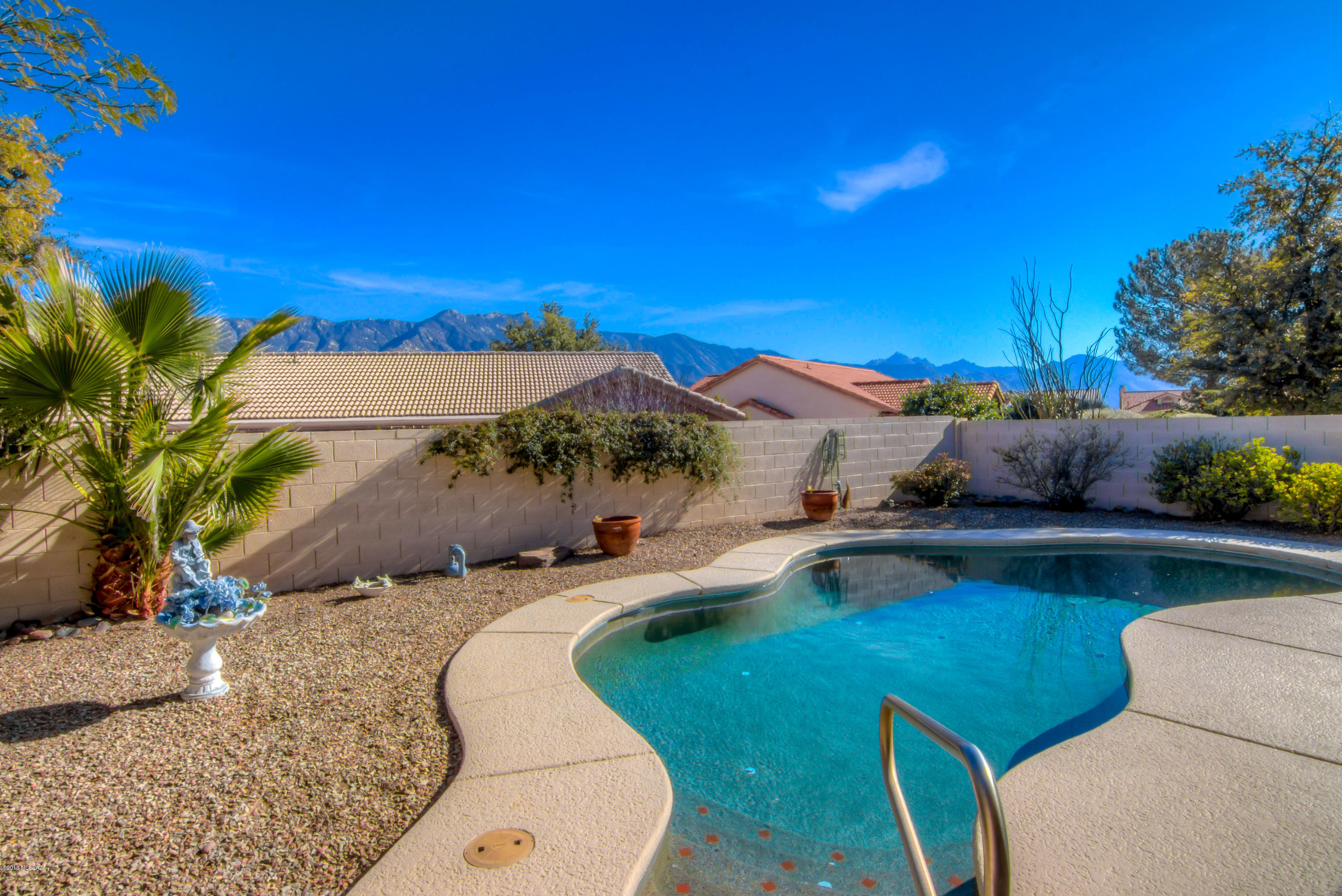 38405 S Apache View Drive