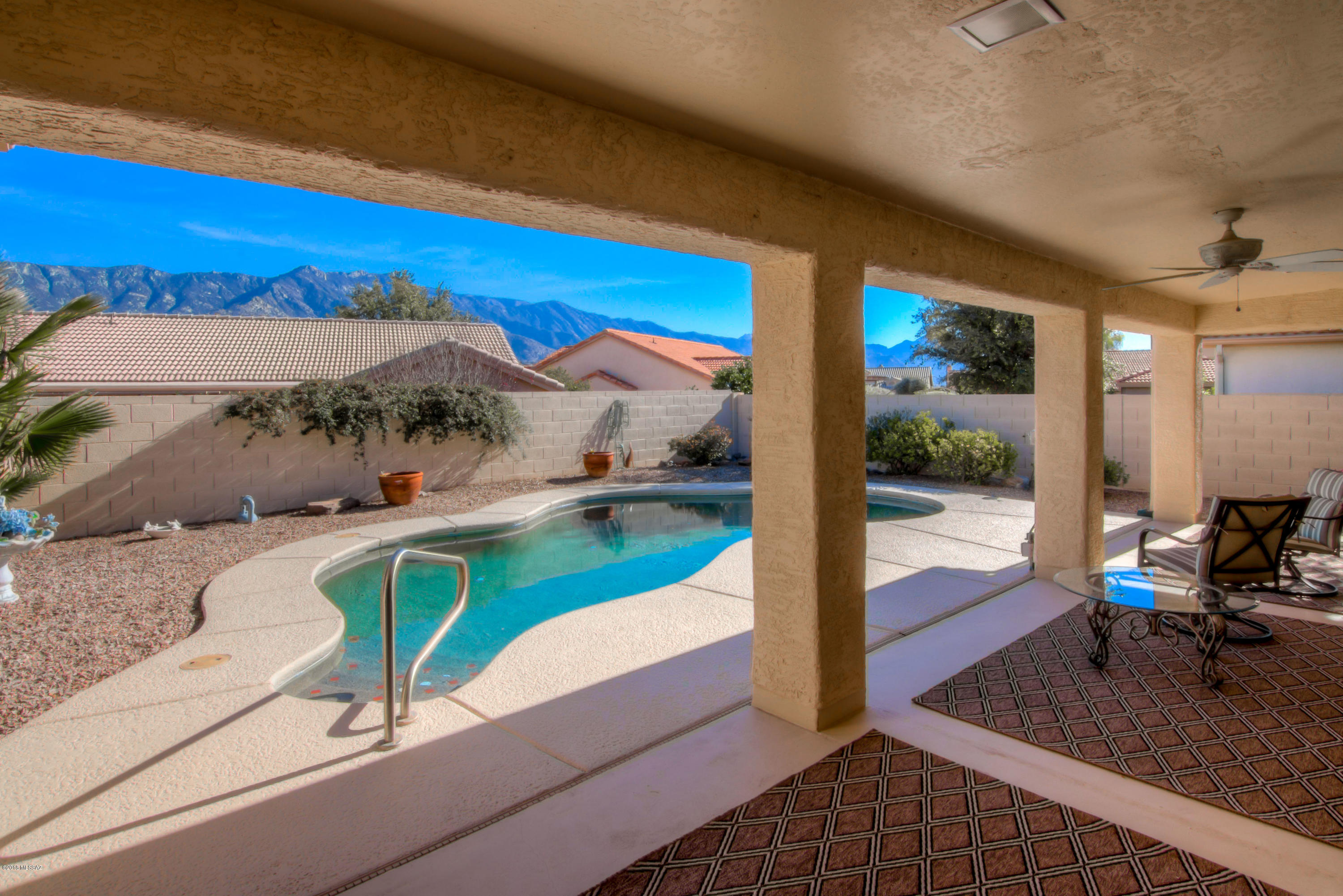 38405 S Apache View Drive