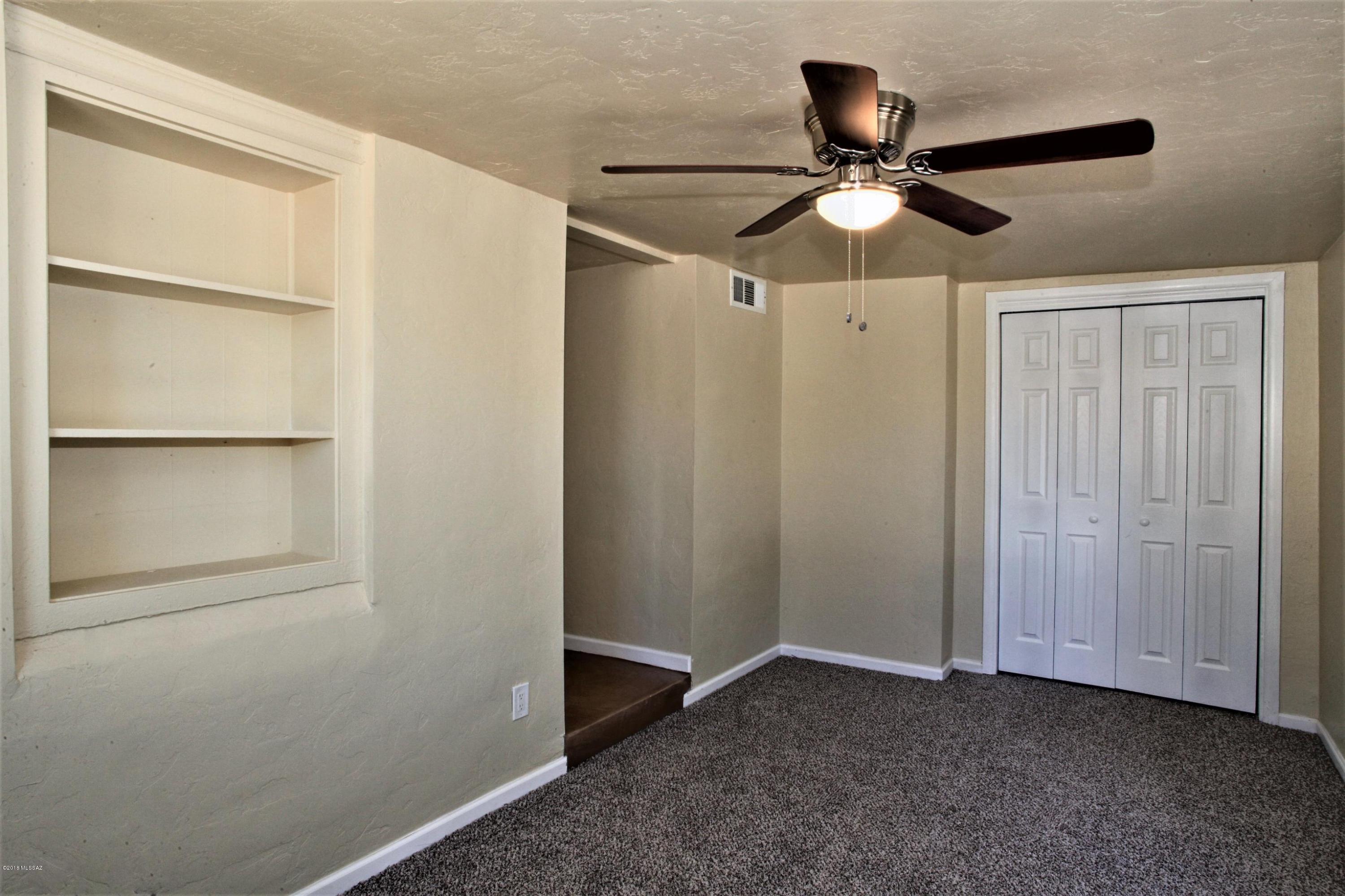 2526 N Orchard Avenue