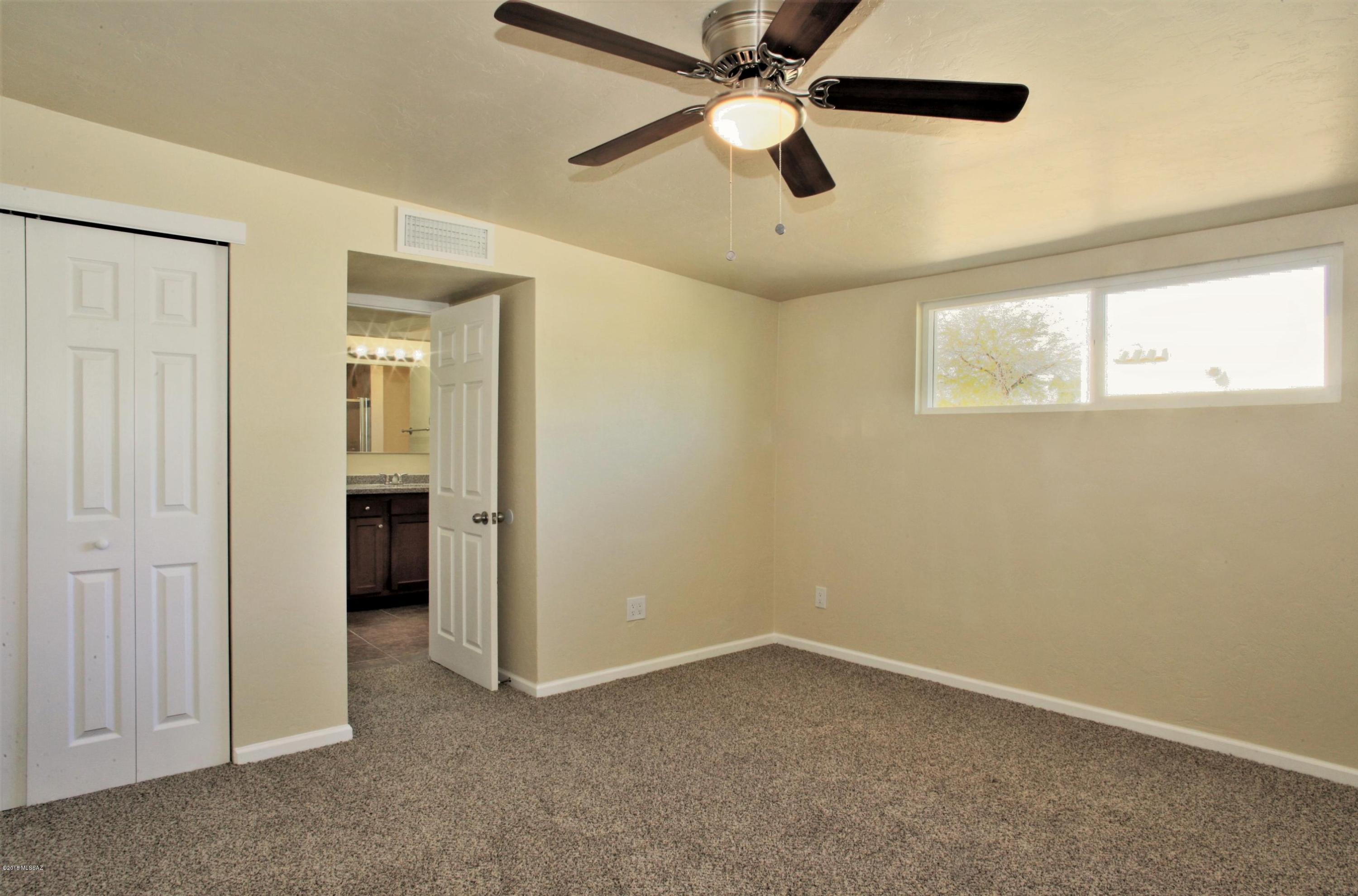 2526 N Orchard Avenue