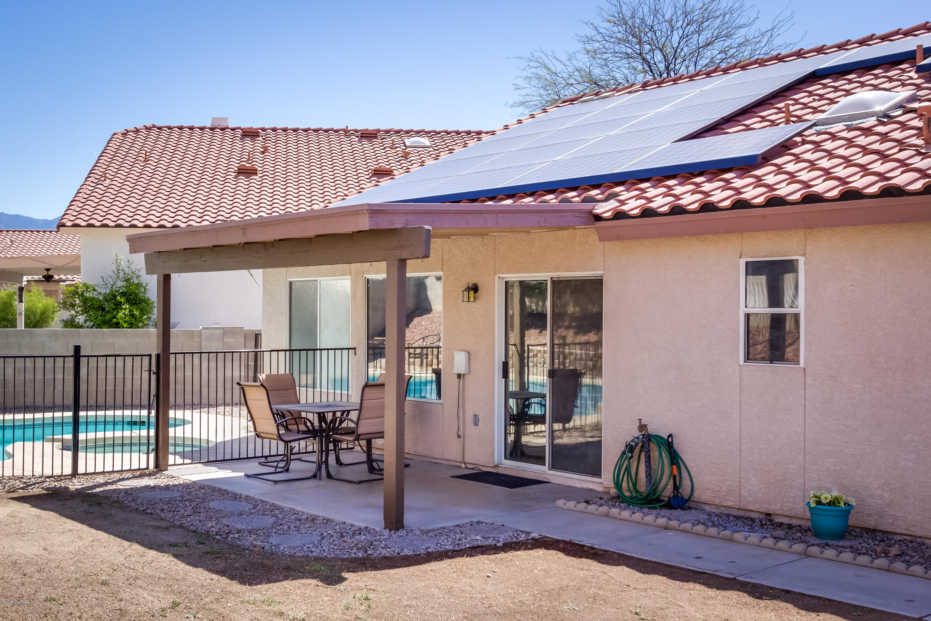 1368 W Crosswinds Place