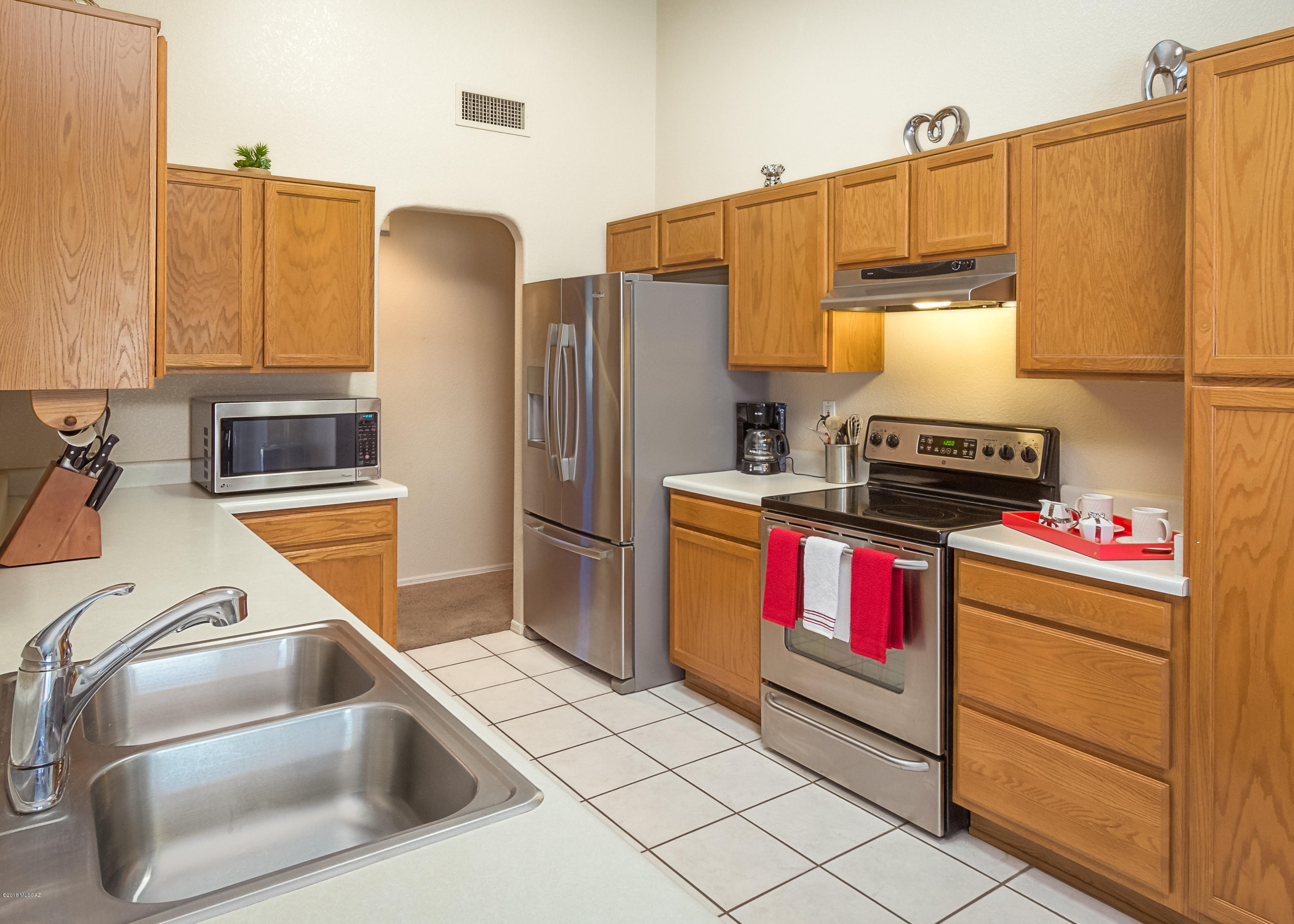 1368 W Crosswinds Place