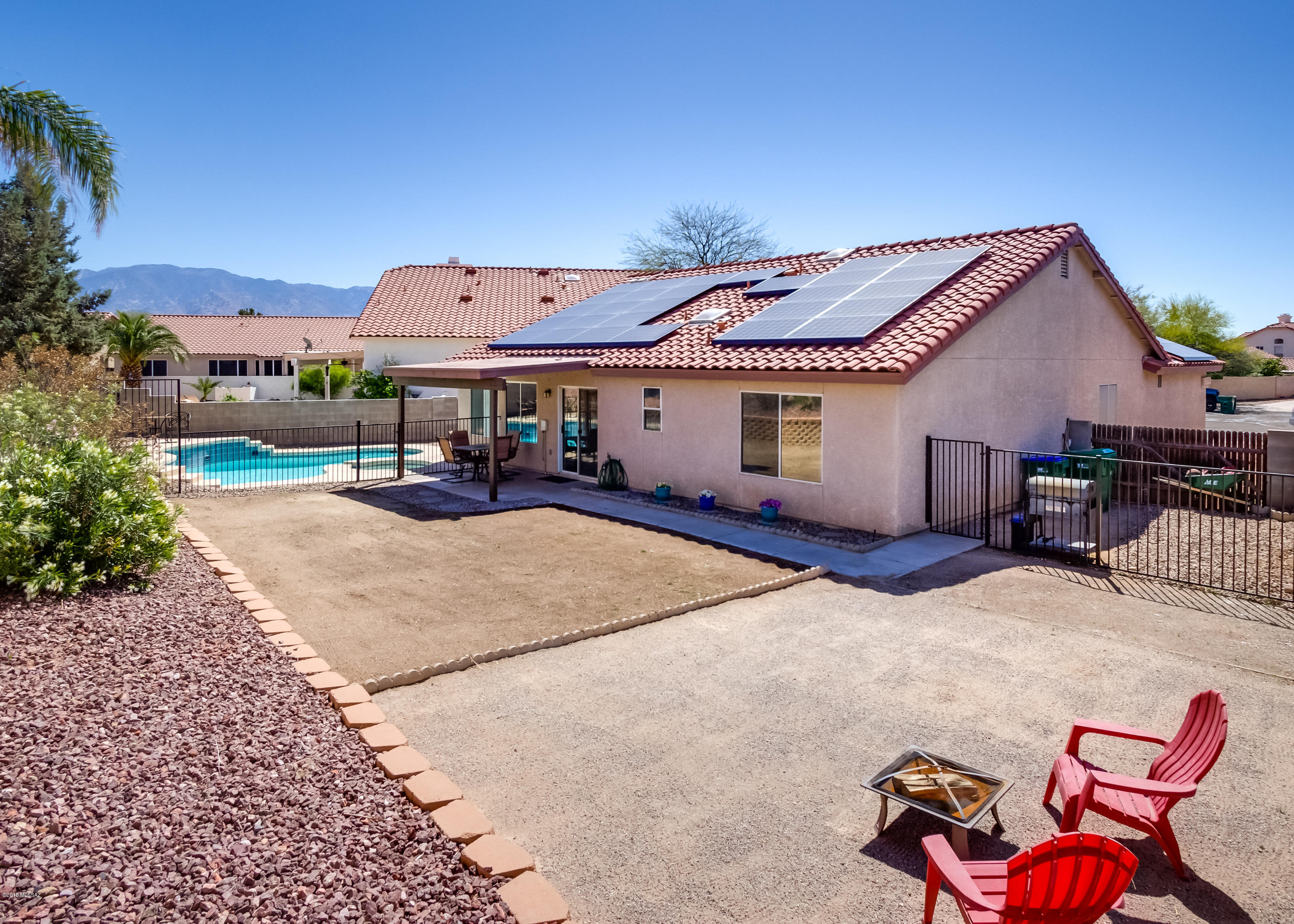 1368 W Crosswinds Place