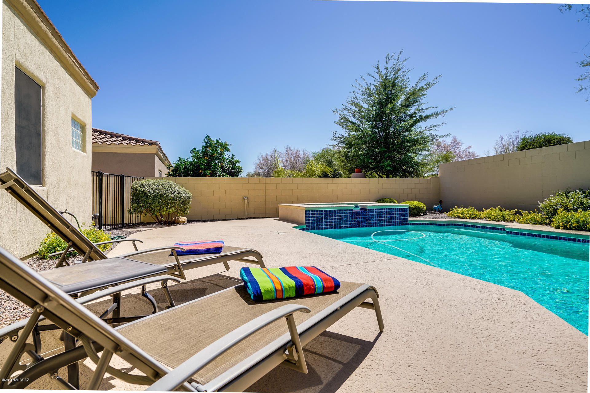 13911 N Eddington Place