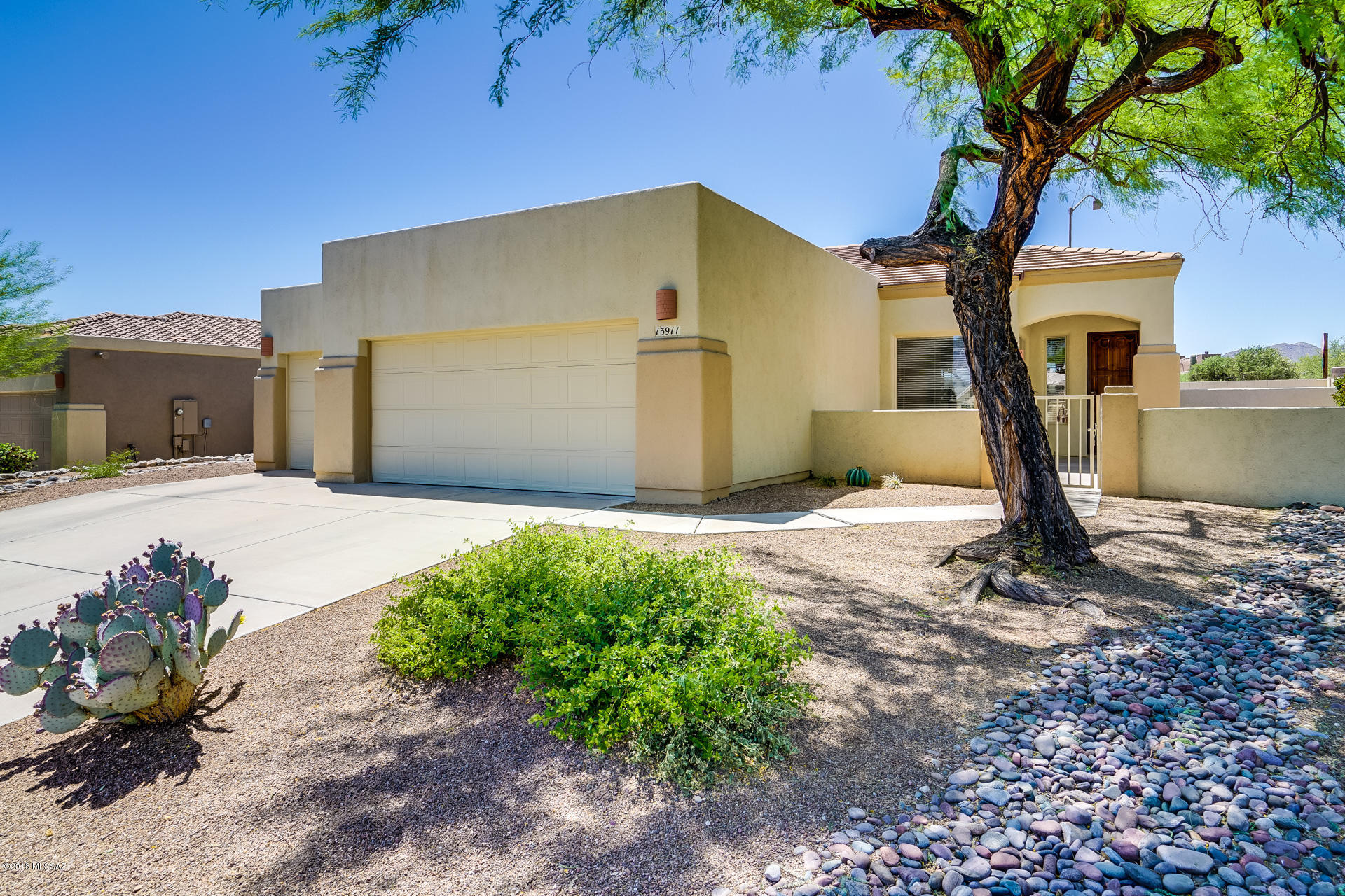 13911 N Eddington Place