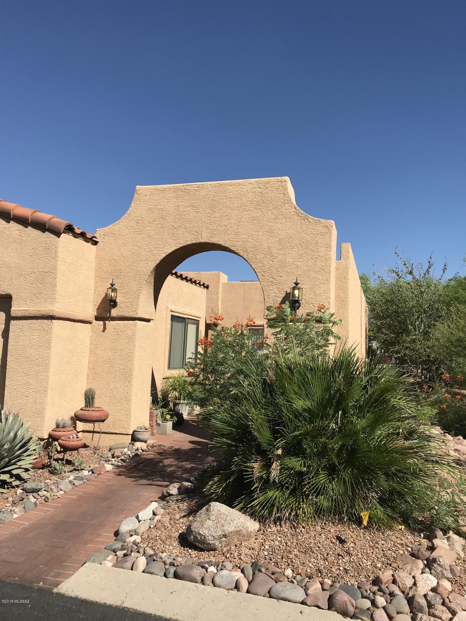 730 W Rushwood Drive