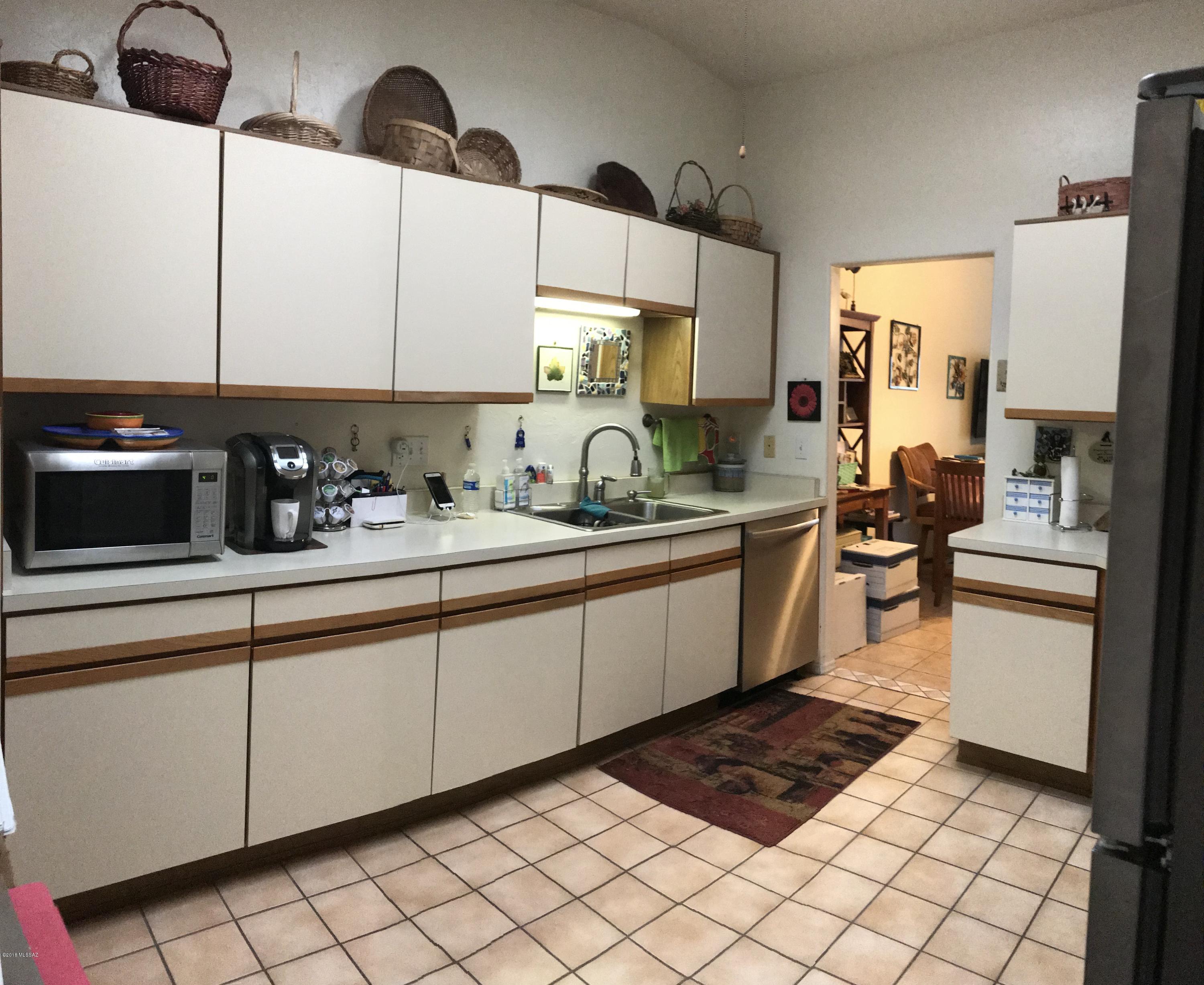 730 W Rushwood Drive