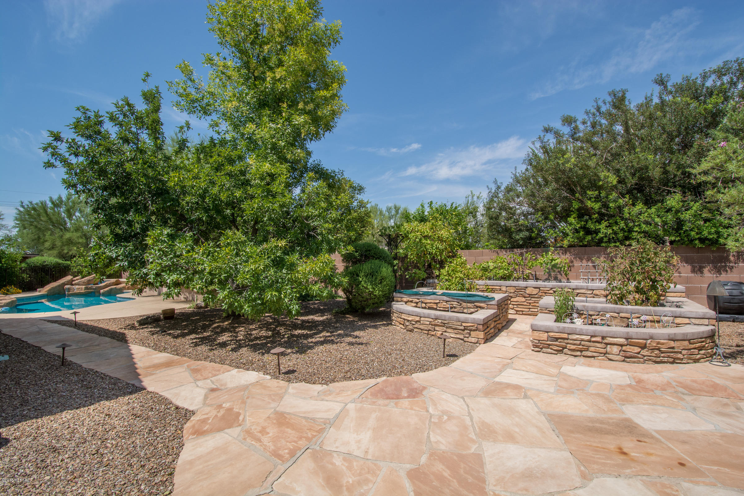 11229 N Via Rancho Naranjo