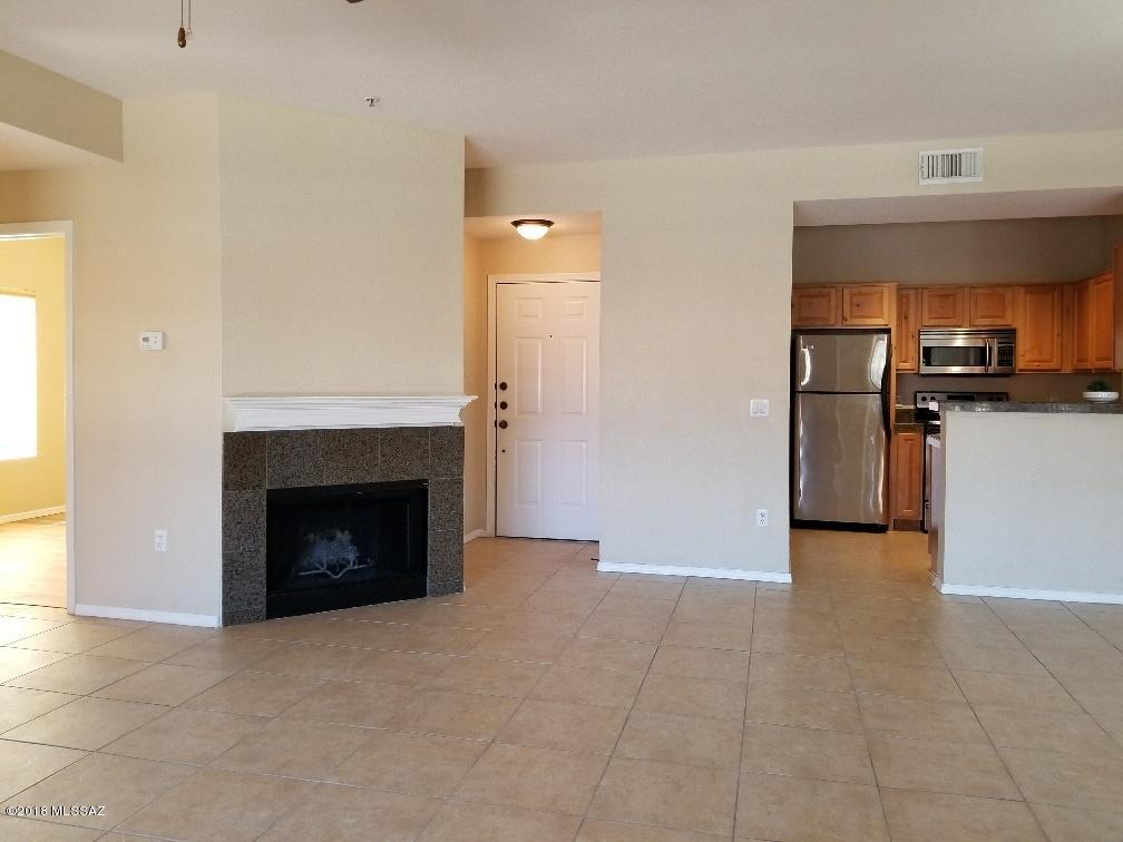 1500 E Pusch Wilderness Drive Unit: 6205