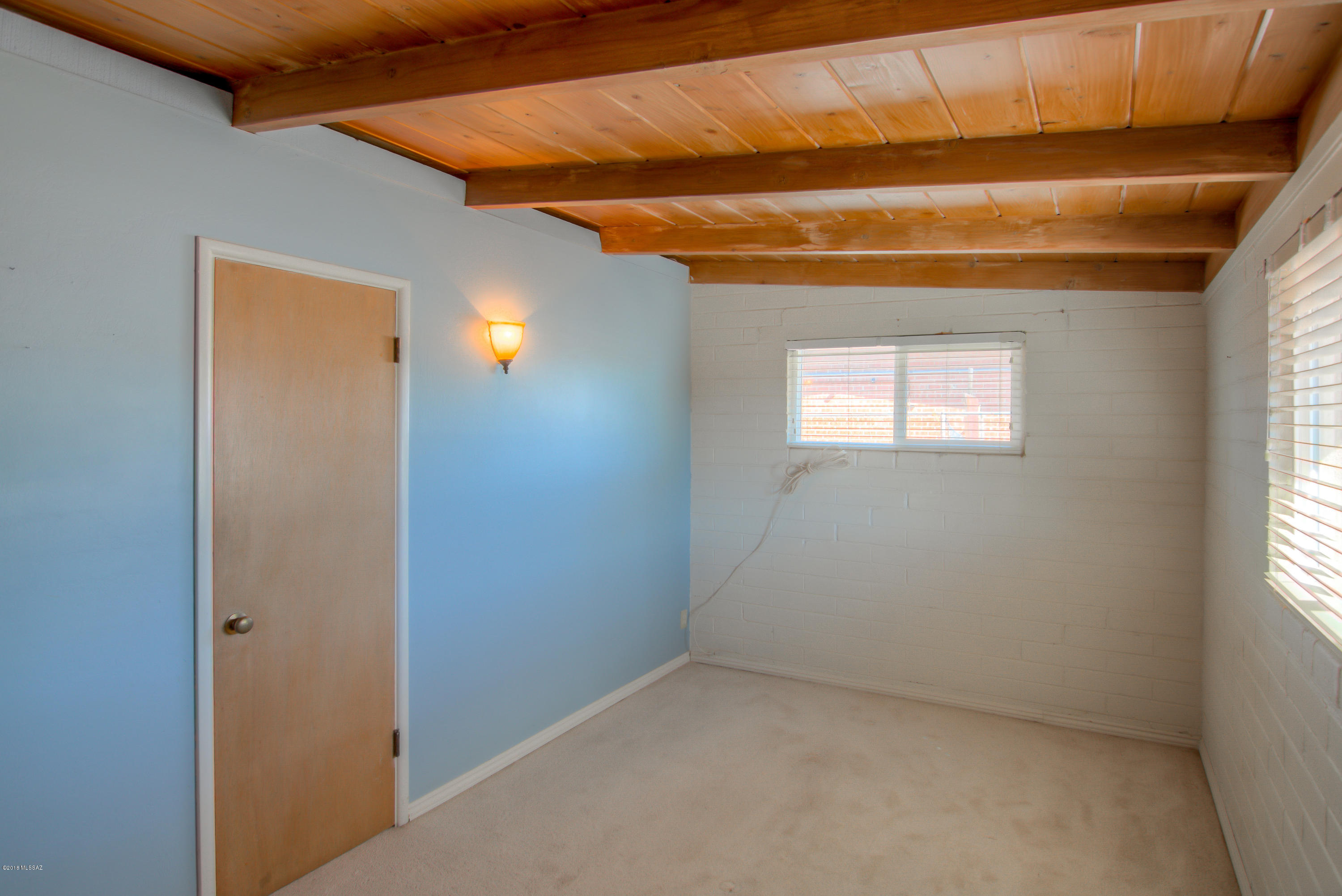 5645 E Bellevue Street