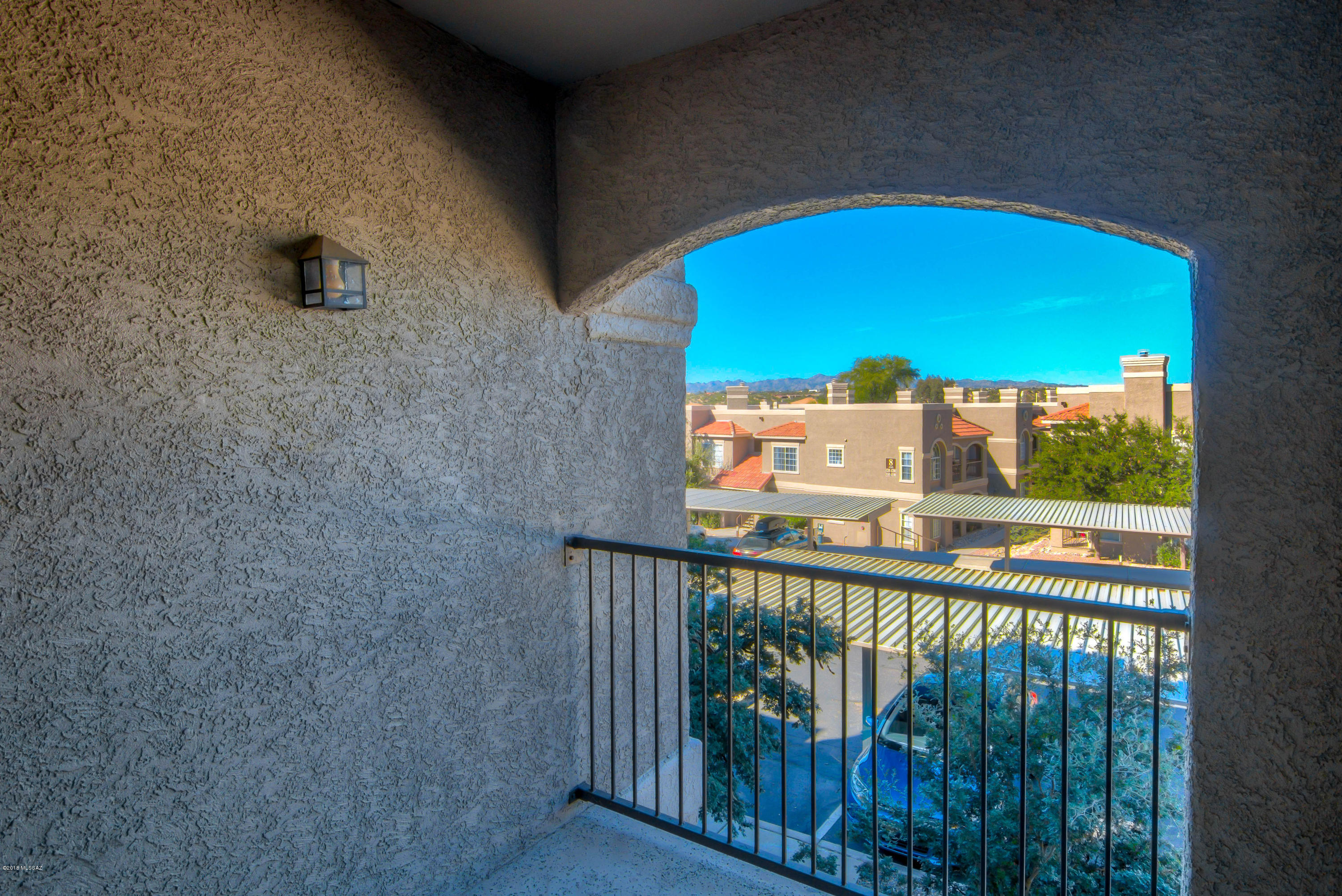 1500 E Pusch Wilderness Drive Unit: 15203