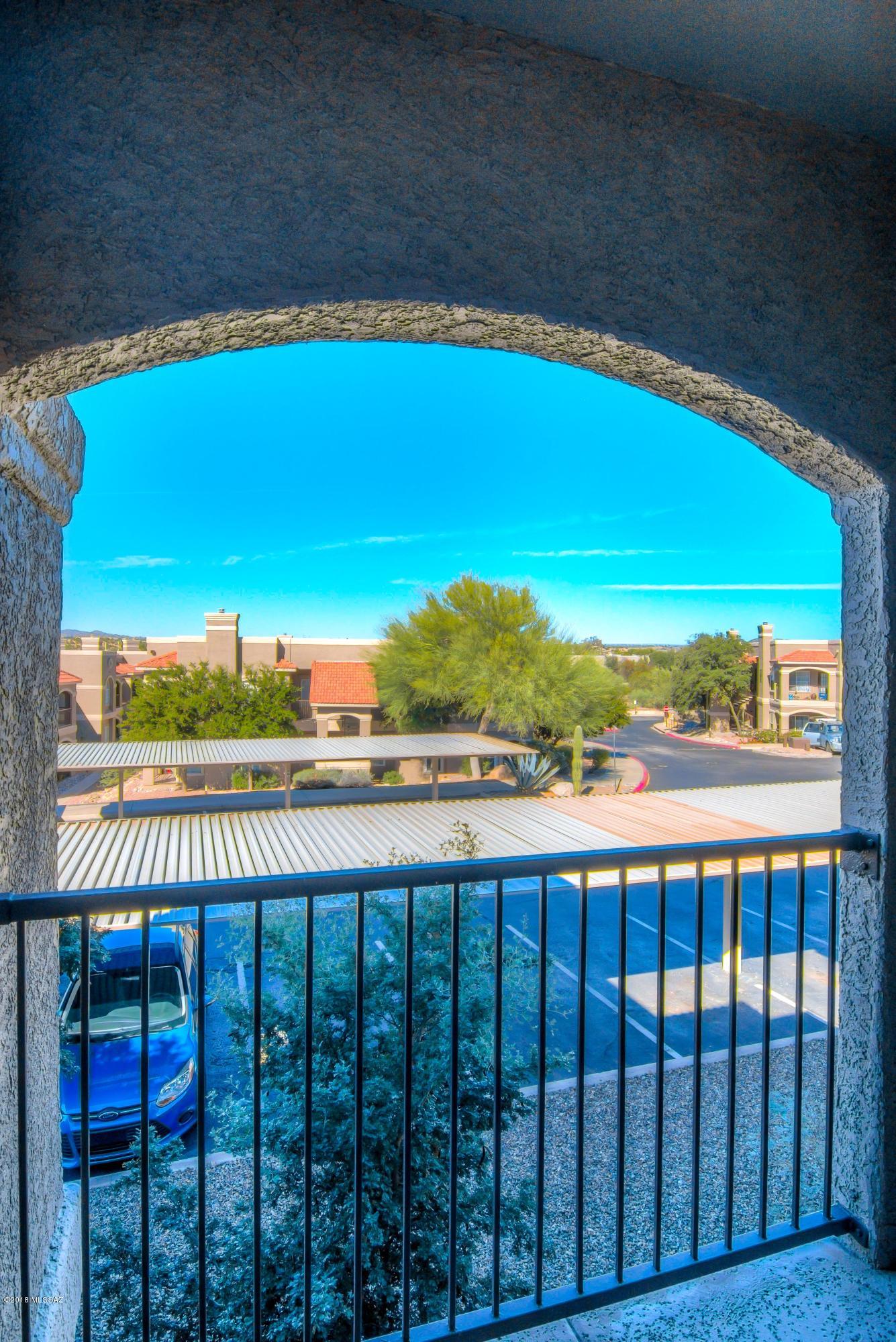 1500 E Pusch Wilderness Drive Unit: 15203