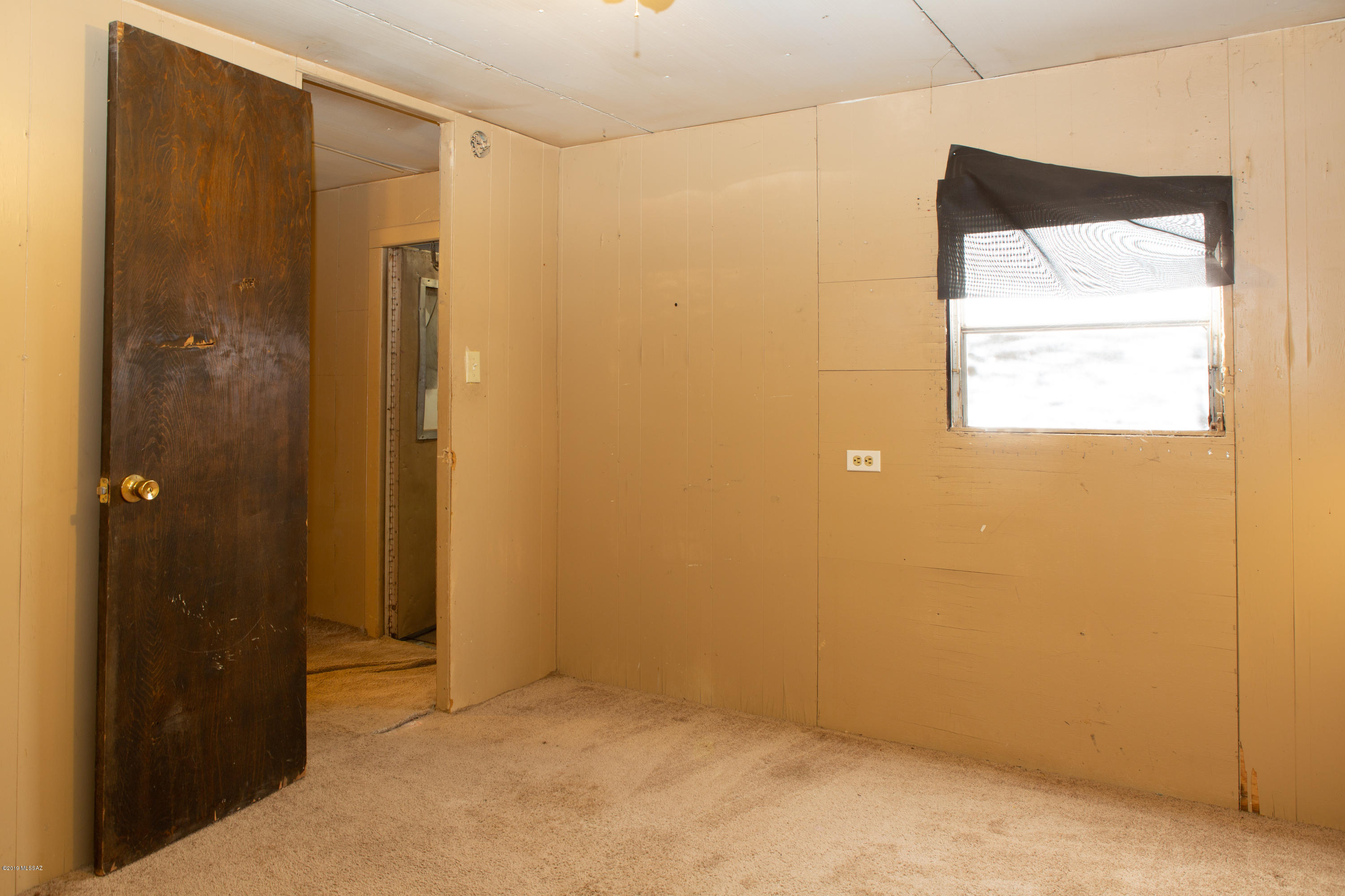 16046 W Sandy Street