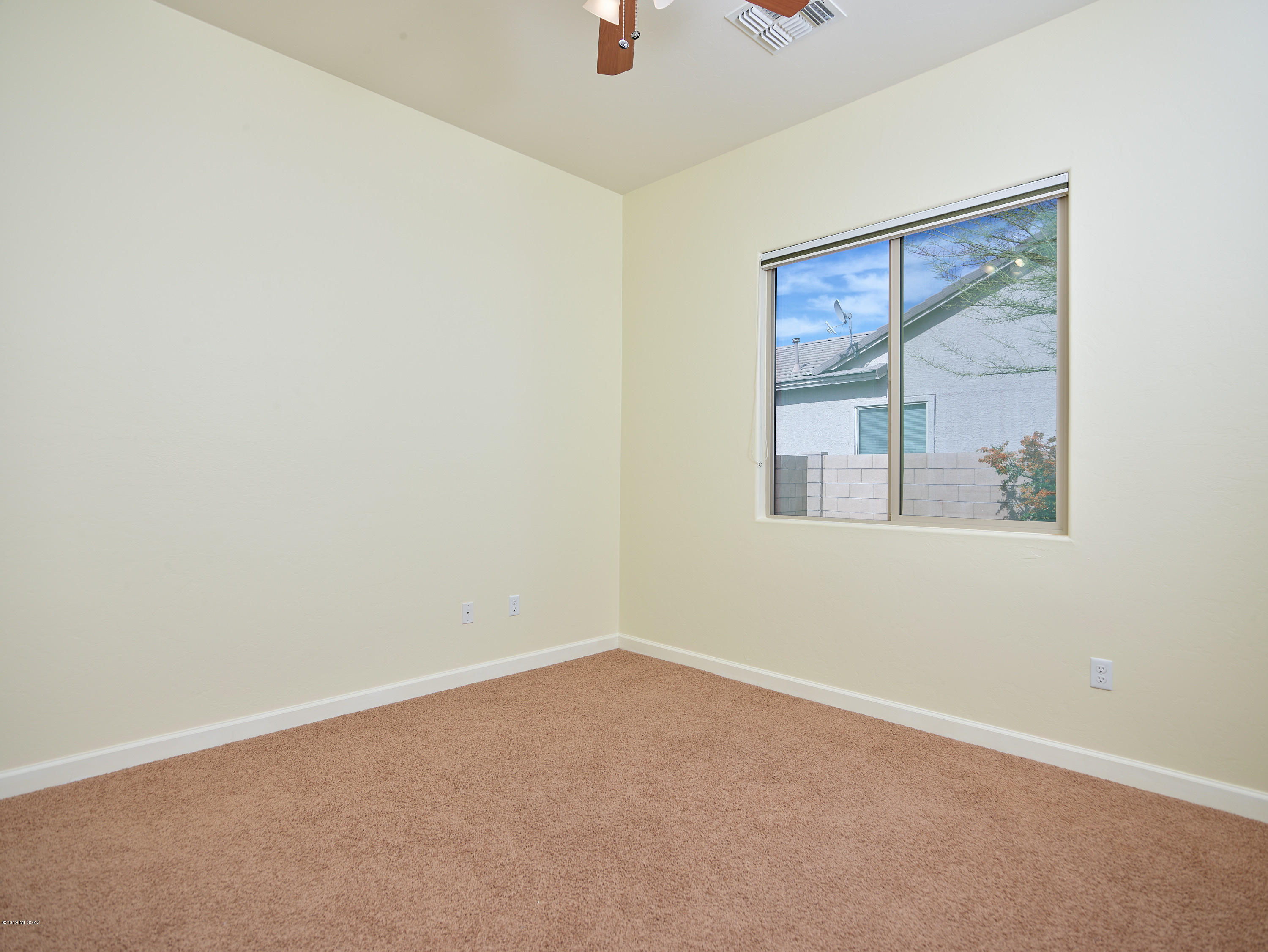 12636 N Sunrise Shadow Drive