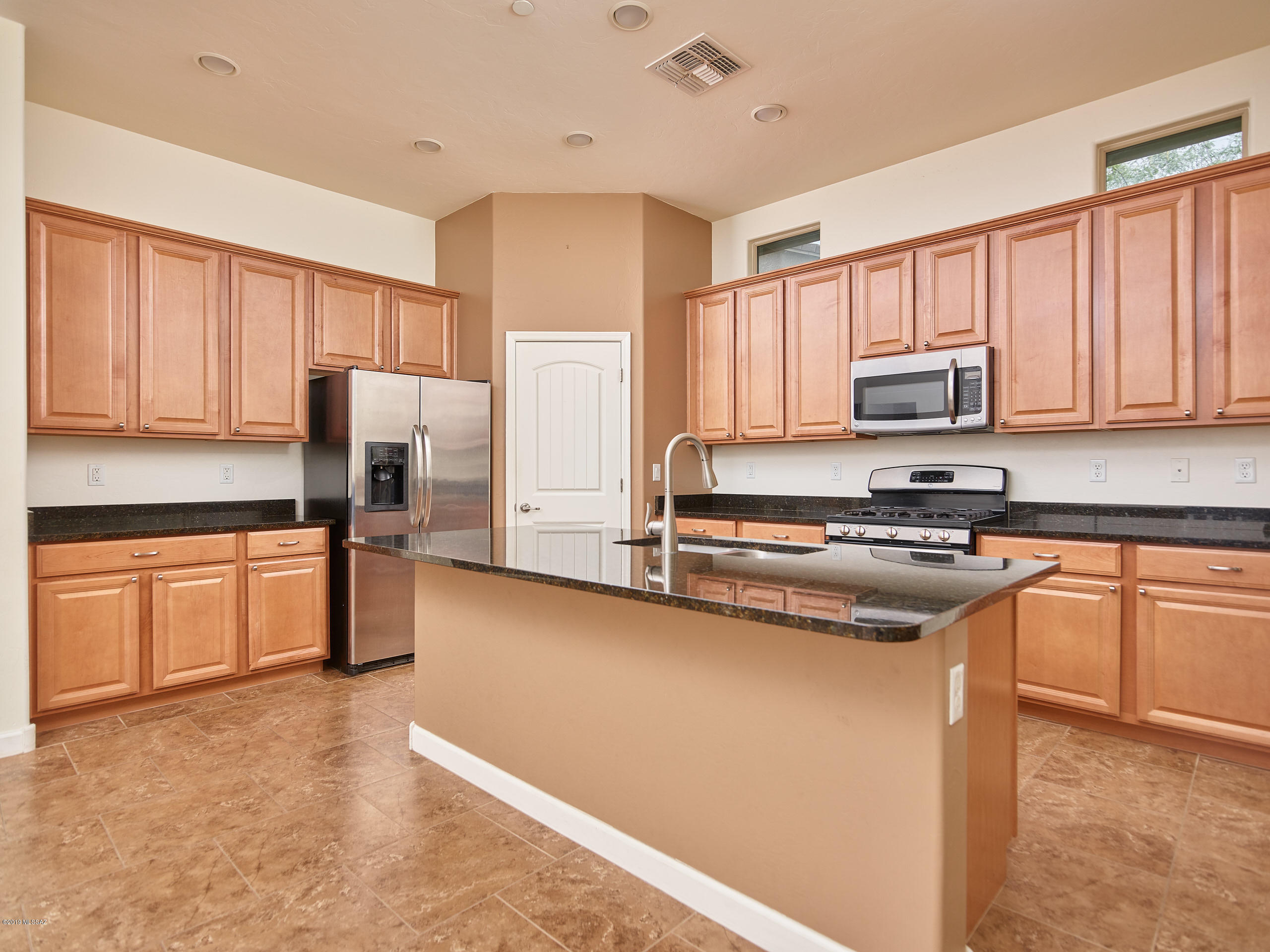 12636 N Sunrise Shadow Drive