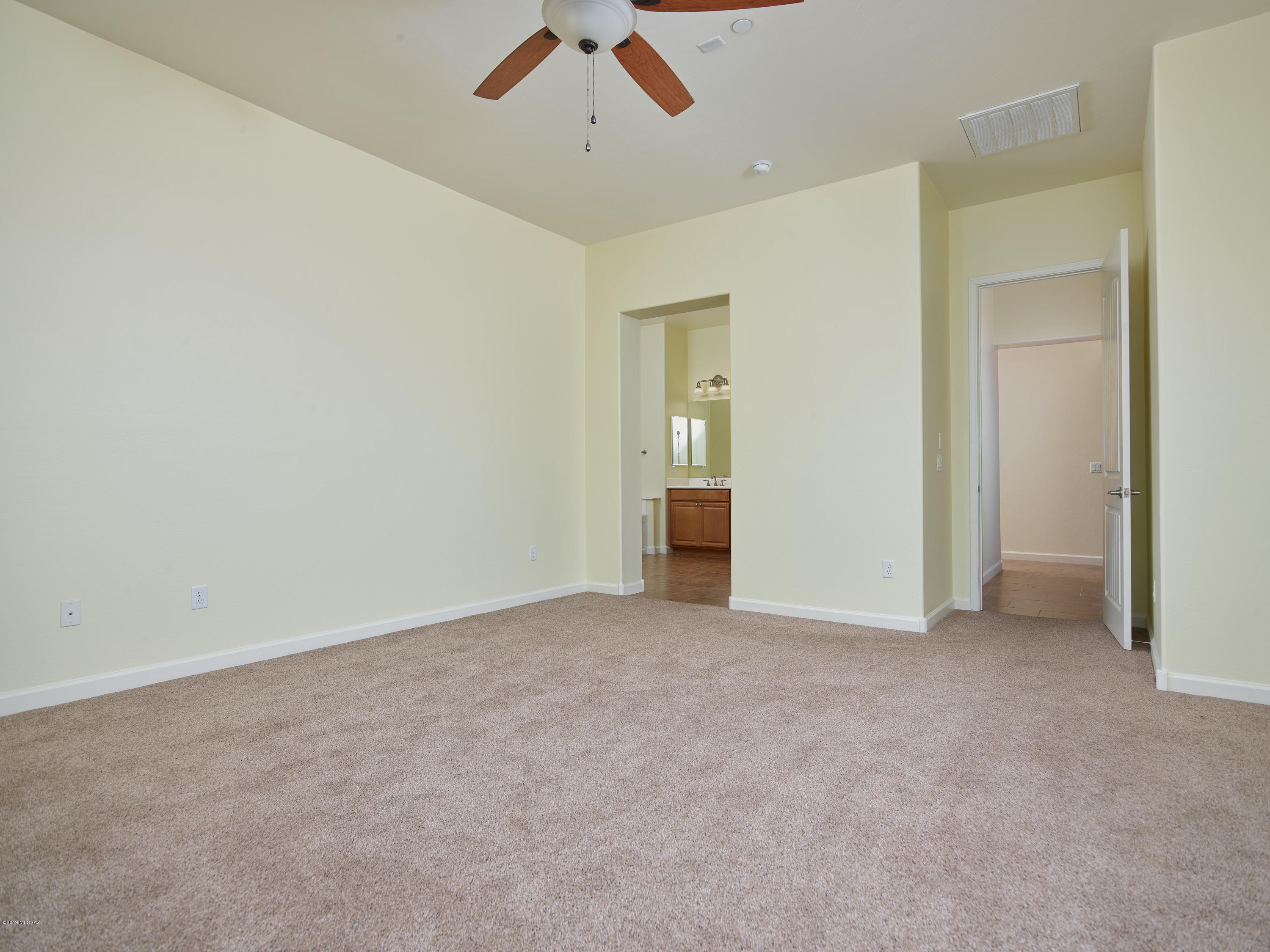 12636 N Sunrise Shadow Drive