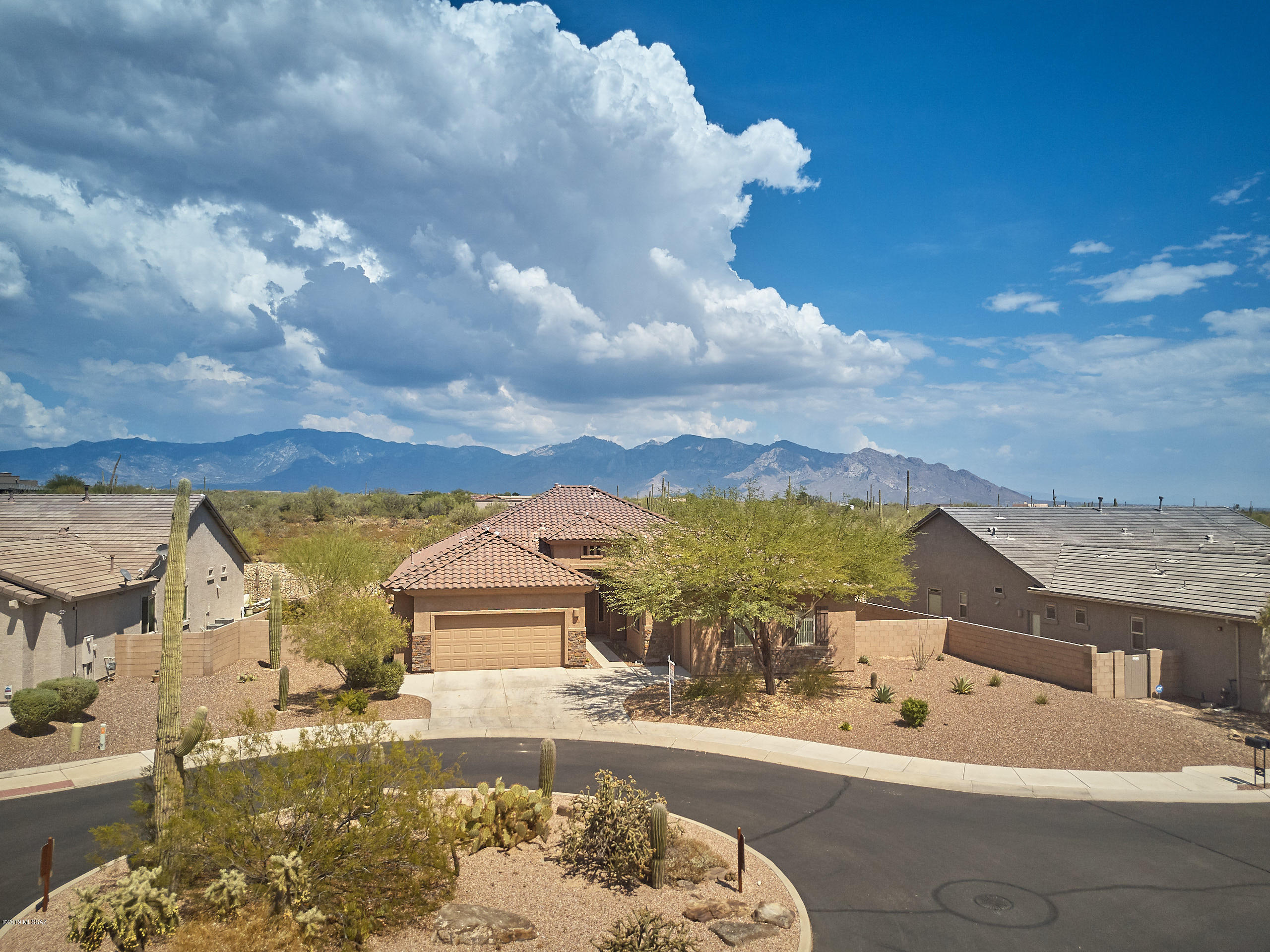 12636 N Sunrise Shadow Drive