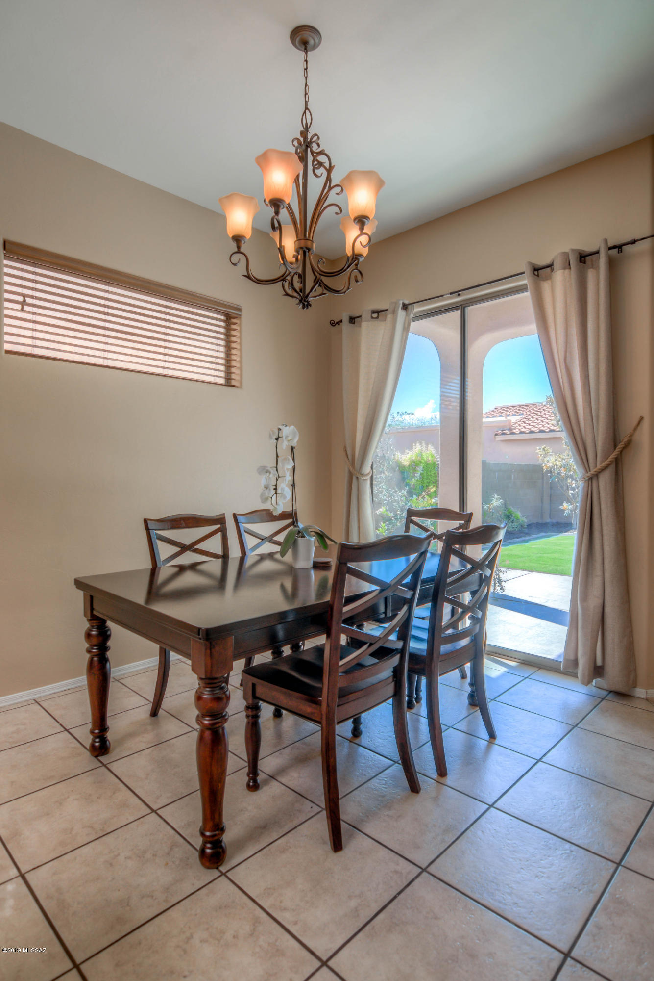 8479 N Sunny Rock Ridge Drive