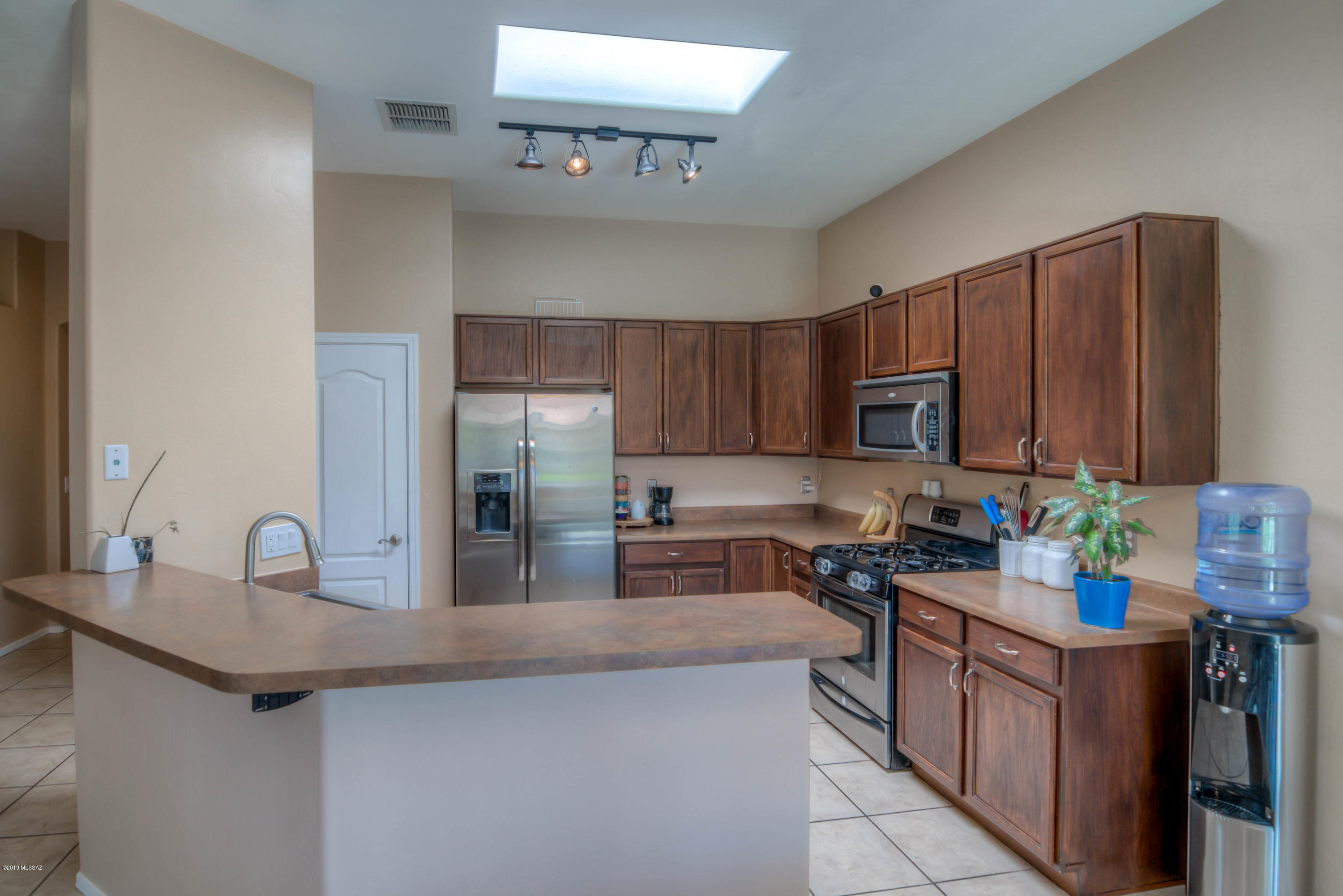 8479 N Sunny Rock Ridge Drive