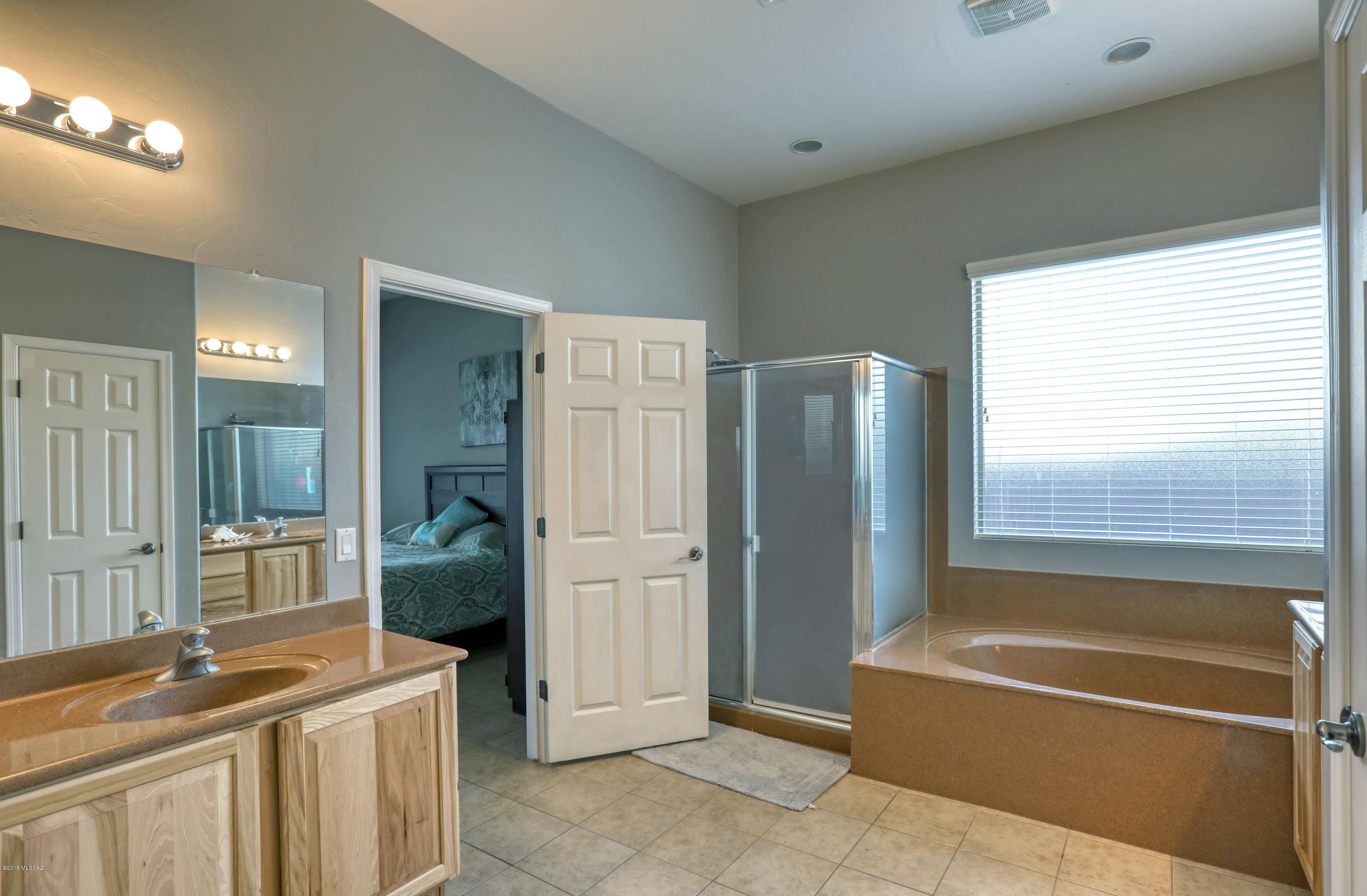 7833 N Coltrane Lane