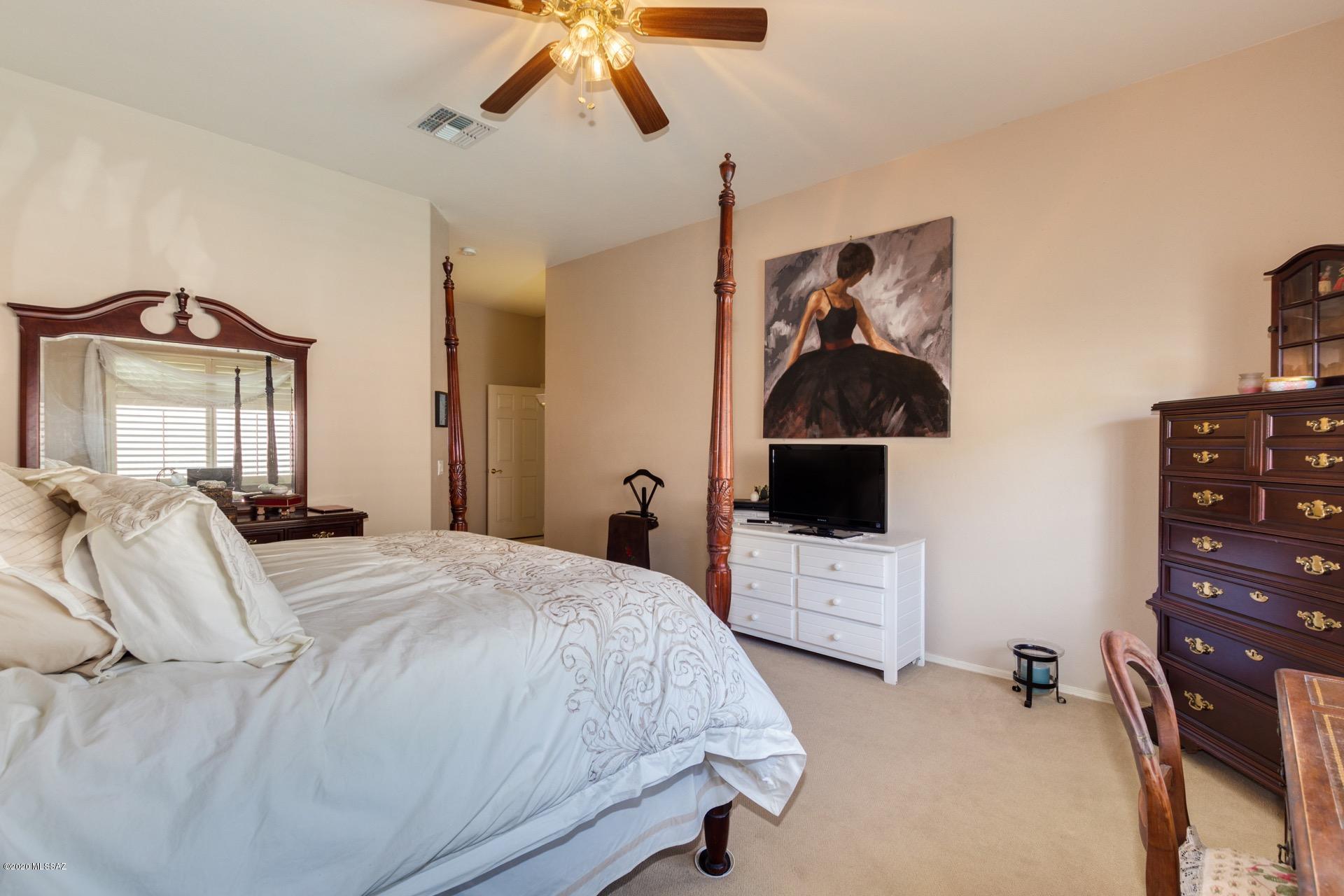 60710 E Eagle Heights Drive