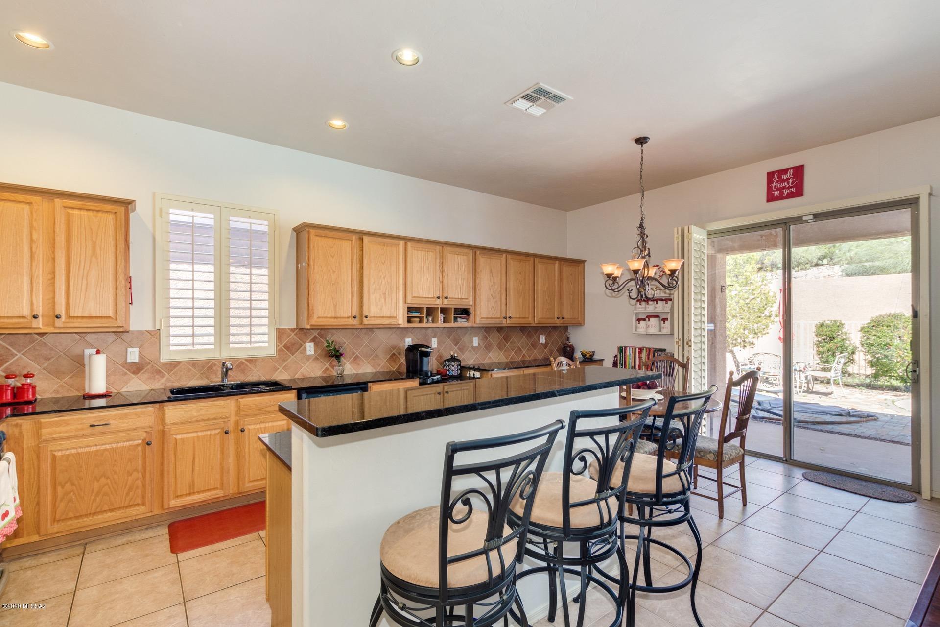 60710 E Eagle Heights Drive