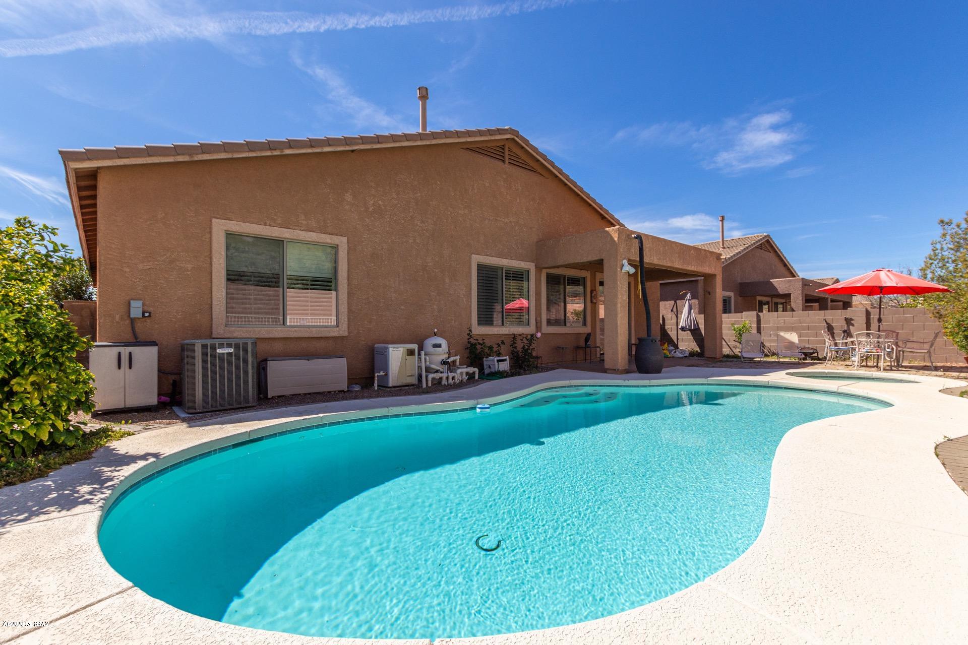 60710 E Eagle Heights Drive